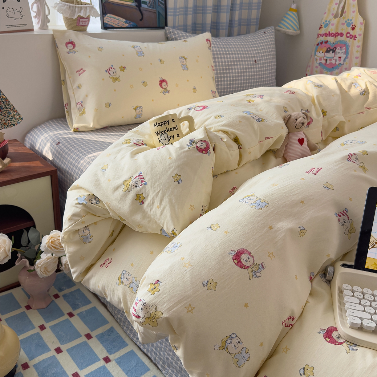 91家纺网 家纺一手货源 找家纺 希丞家居 2026新款博主风小清新仿棉云感纱床上四件套 星星人