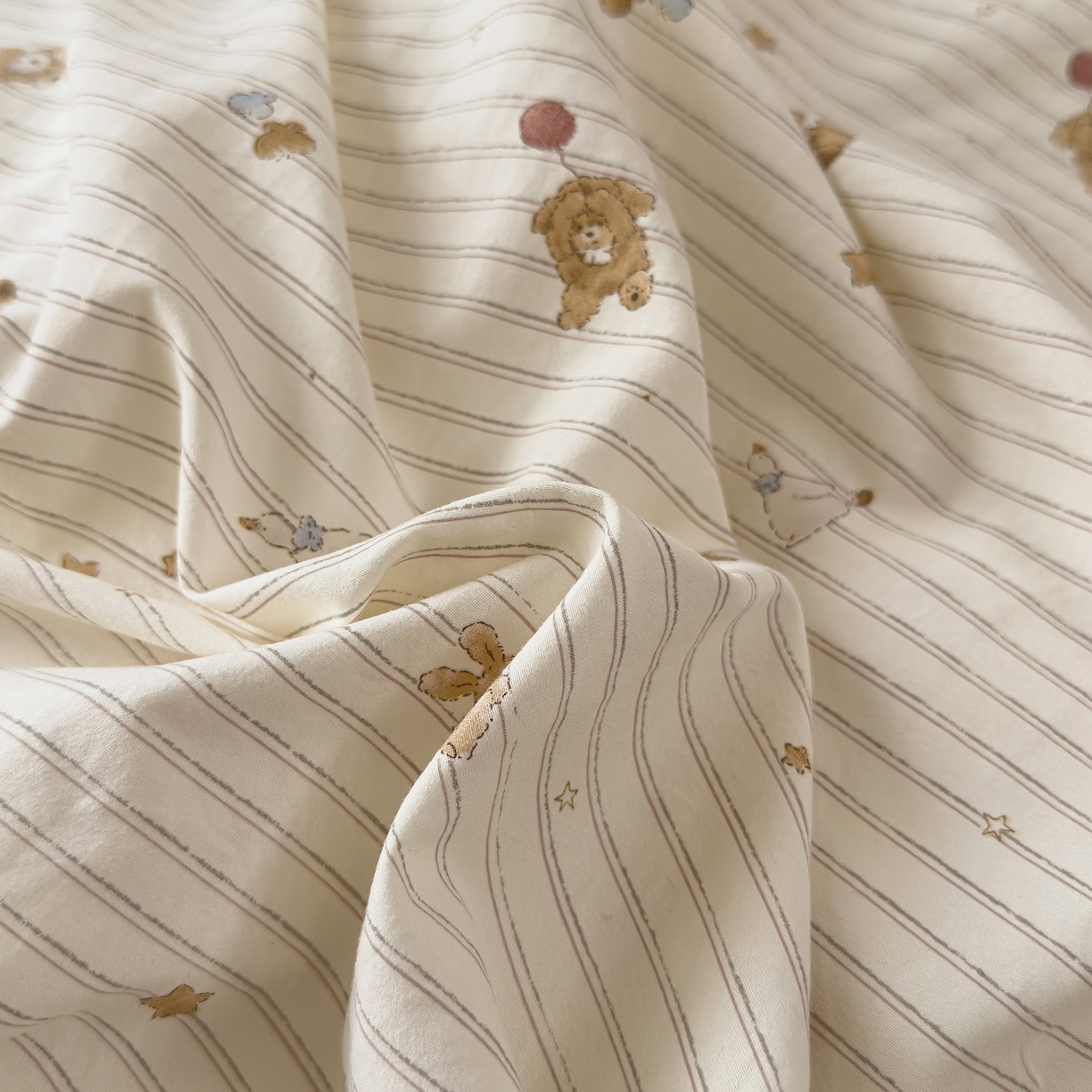 91家纺网 家纺一手货源 找家纺 希丞家居 2026新款博主风小清新仿棉云感纱床上四件套 织梦家