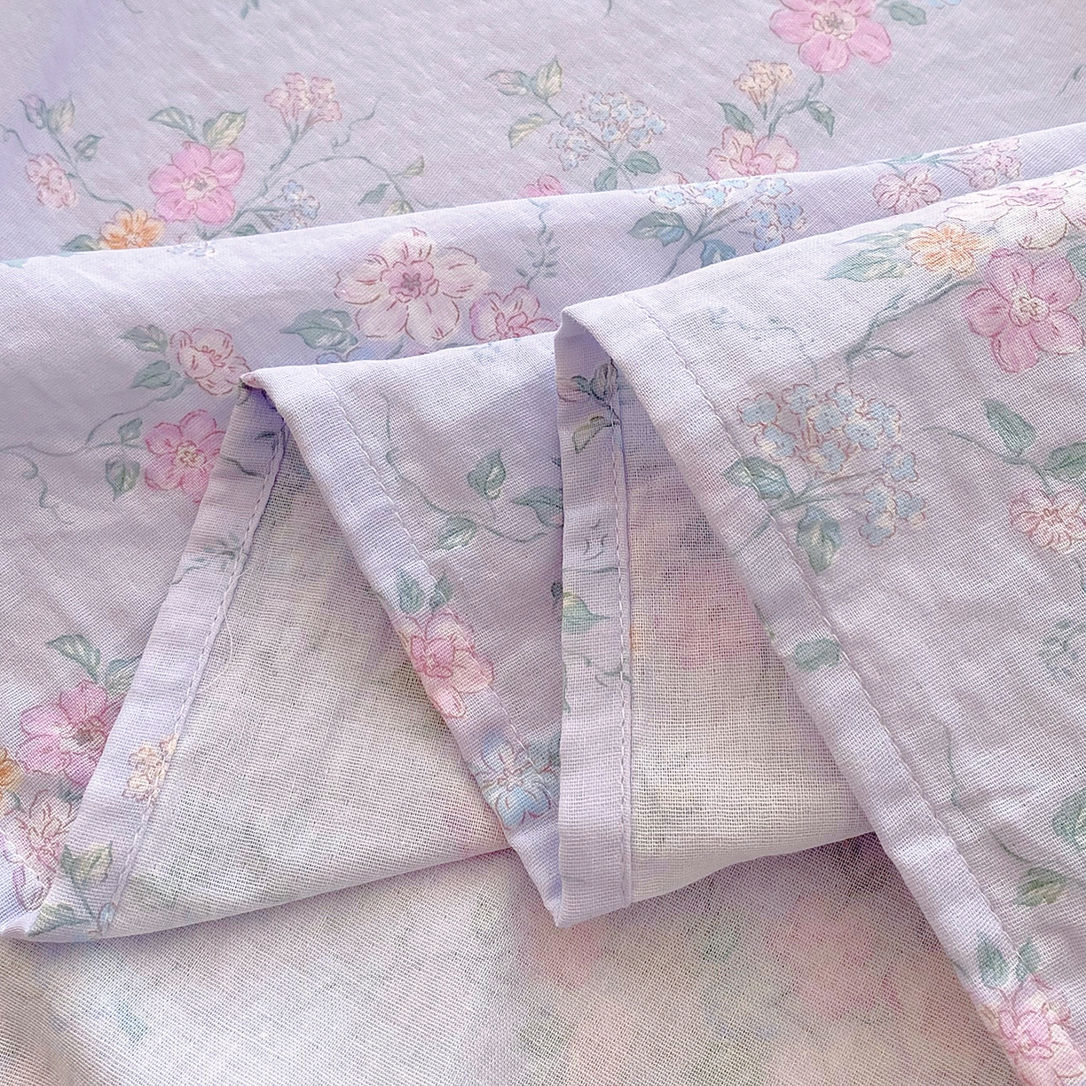 91家纺网 家纺一手货源 找家纺 春皖家纺 2026新款A类全棉有氧双层纱印花四件套单品系列-单床单 雾色里德