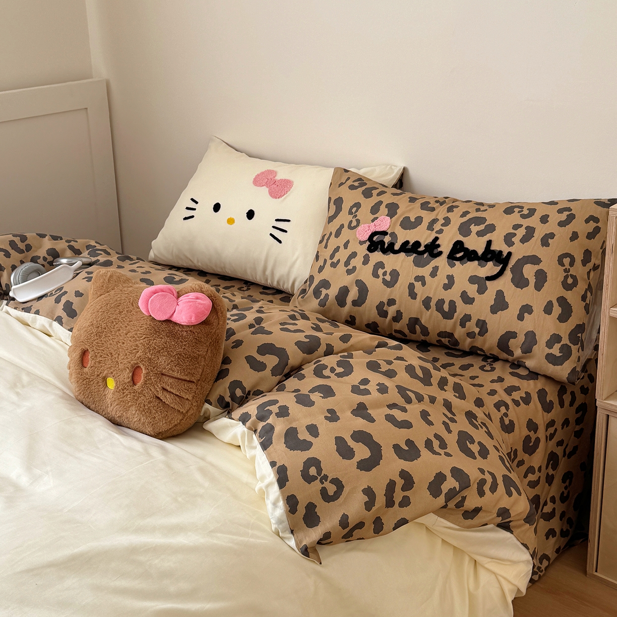 91家纺网 家纺一手货源 找家纺 （总）桃喜 2026新款40支全棉12868四件套-黑皮猫猫