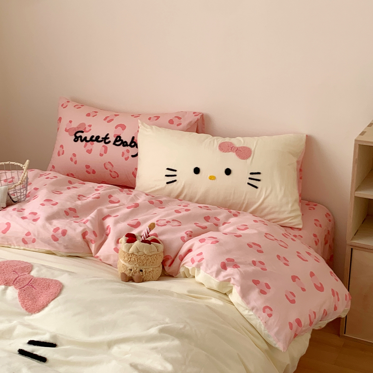 91家纺网 家纺一手货源 找家纺 桃喜 2026新款40支全棉12868四件套-黑皮猫猫 黑皮猫猫粉白