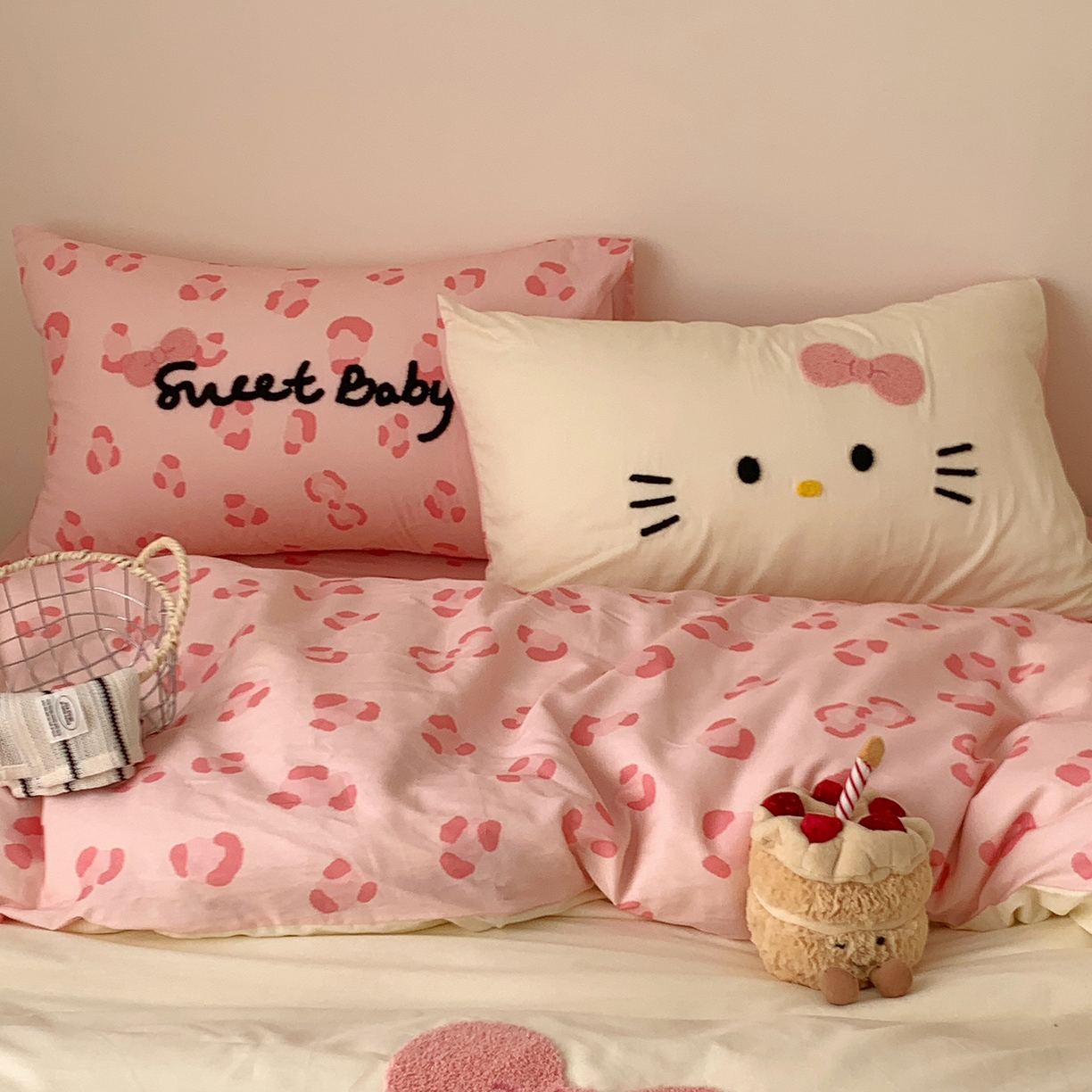 91家纺网 家纺一手货源 找家纺 桃喜 2026新款40支全棉12868四件套-黑皮猫猫 黑皮猫猫粉白