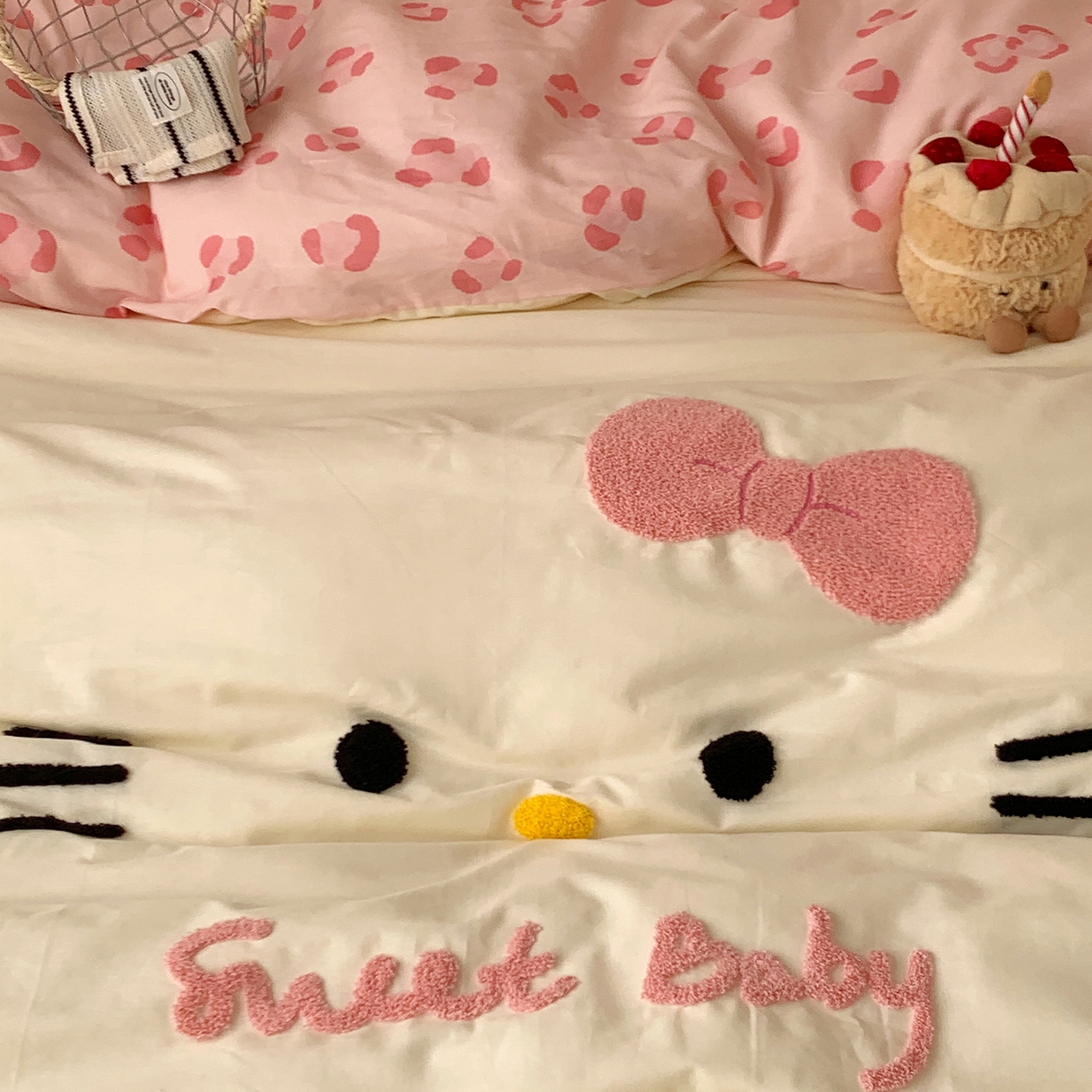 91家纺网 家纺一手货源 找家纺 桃喜 2026新款40支全棉12868四件套-黑皮猫猫 黑皮猫猫粉白