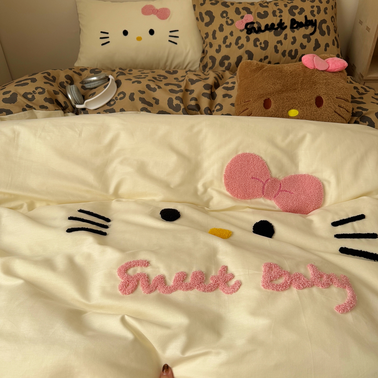 91家纺网 家纺一手货源 找家纺 桃喜 2026新款40支全棉12868四件套-黑皮猫猫 黑皮猫猫白咖