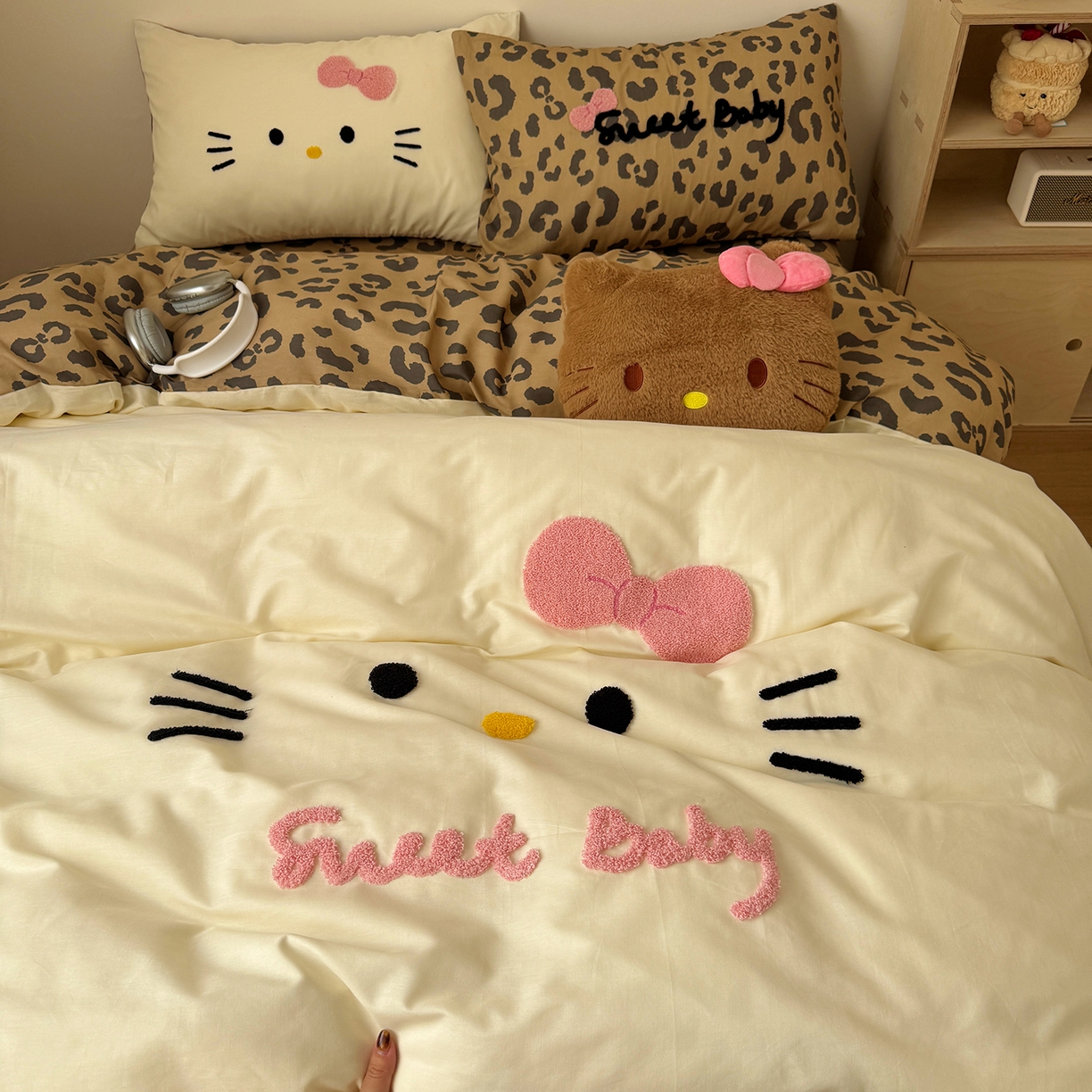 91家纺网 家纺一手货源 找家纺 桃喜 2026新款40支全棉12868四件套-黑皮猫猫 黑皮猫猫白咖