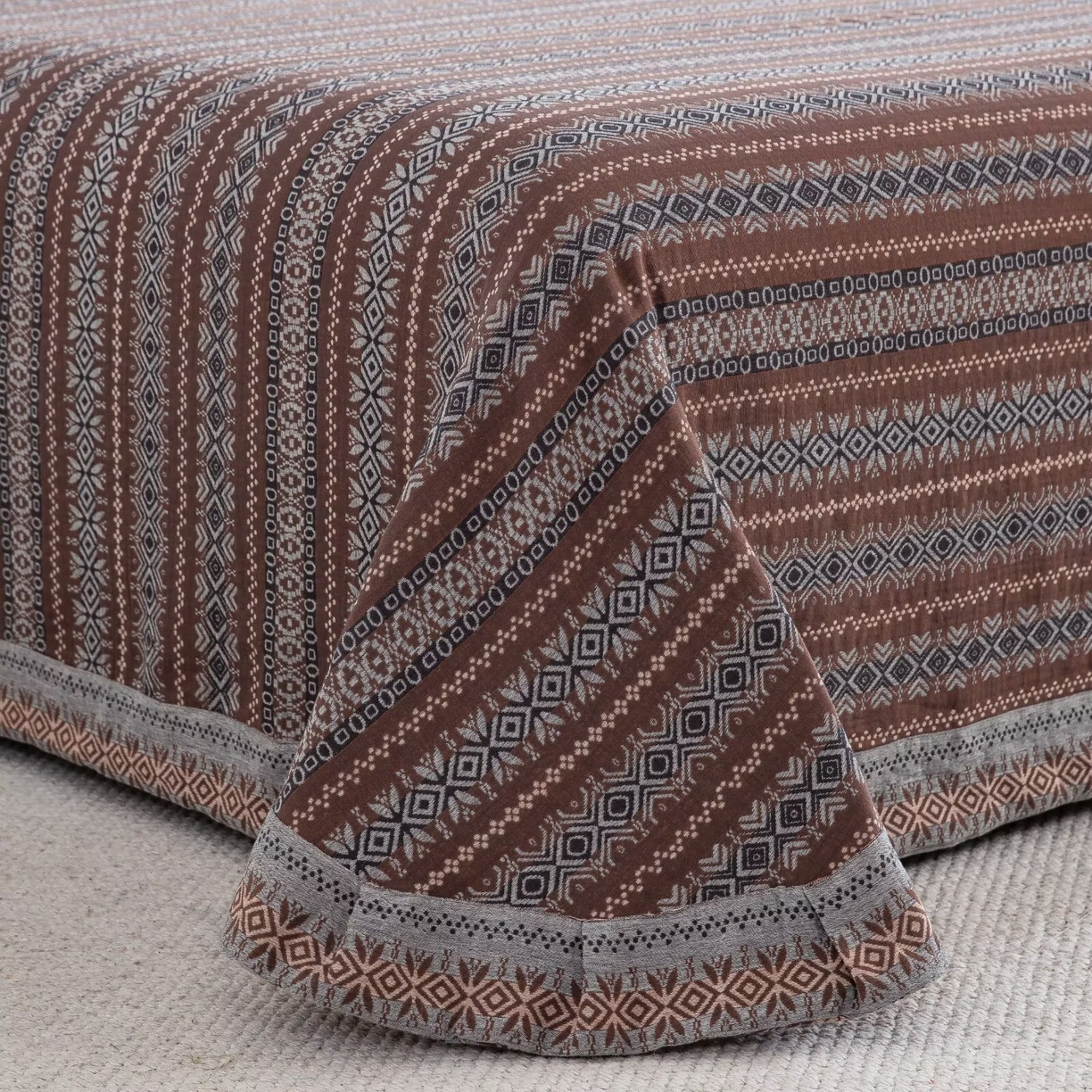 91家纺网 家纺一手货源 找家纺 仰望棉麻双层纱供应链 2025新款全棉色织提花双层纱四件套-波西米亚狂想曲 波西米亚-纽扣款