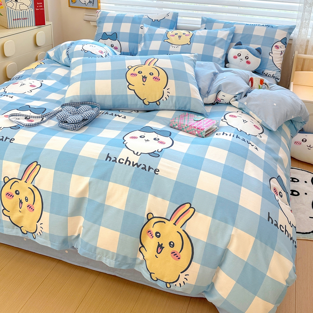 91家纺网 家纺一手货源 找家纺 朵希曼2026新款吉伊卡哇全棉印花四件套系列 格子吉伊卡哇