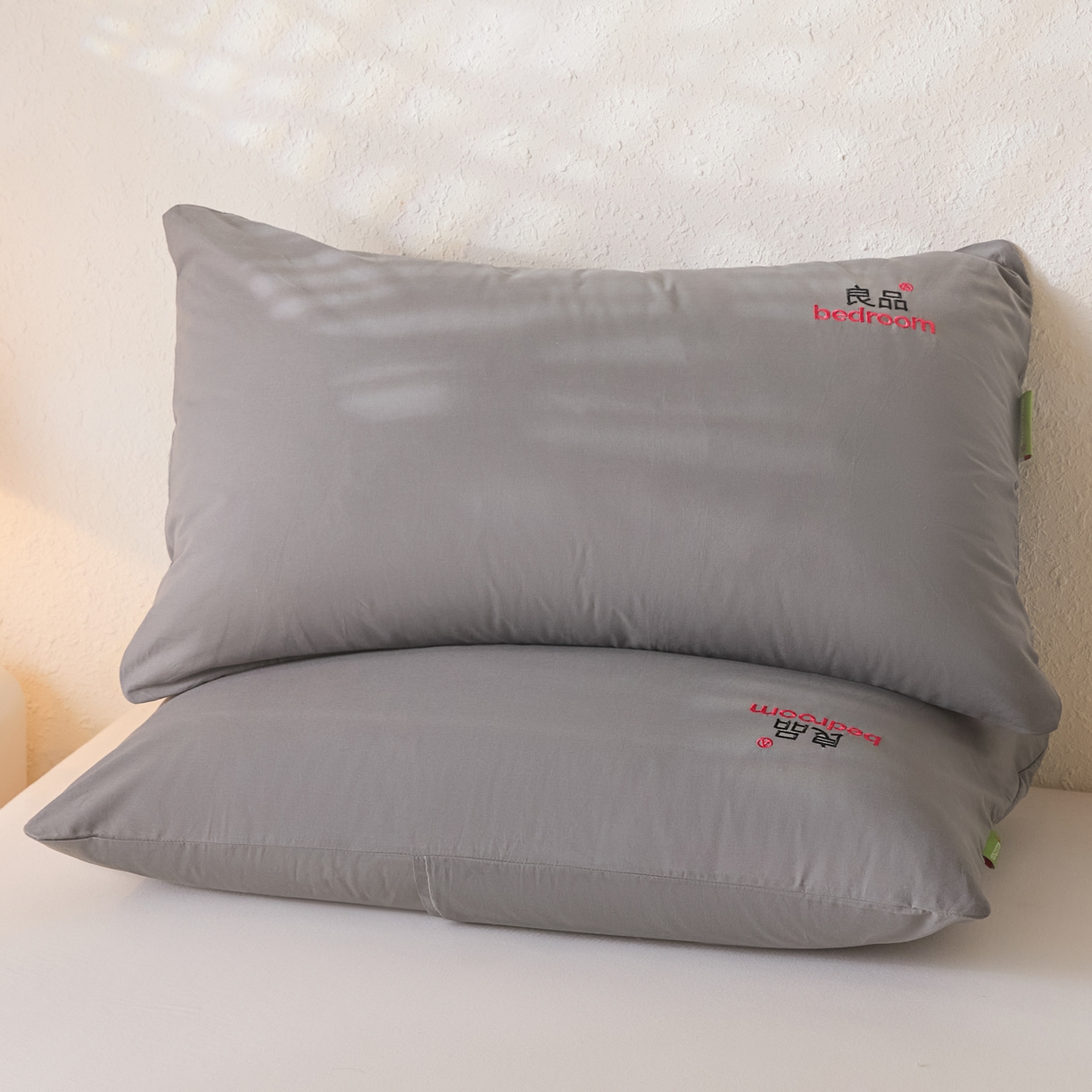 芬晴家纺 2026新款条纹纯色良品刺绣枕套 纯色-岩灰