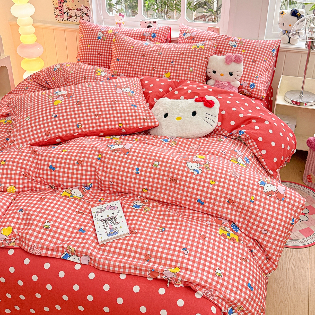 91家纺网 家纺一手货源 找家纺 朵希曼 2026新款三丽鸥全棉印花四件套系列 红格凯蒂