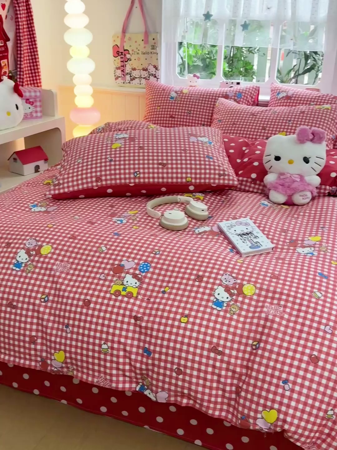 91家纺网 家纺一手货源 找家纺 朵希曼 2026新款三丽鸥全棉印花四件套系列 红格凯蒂