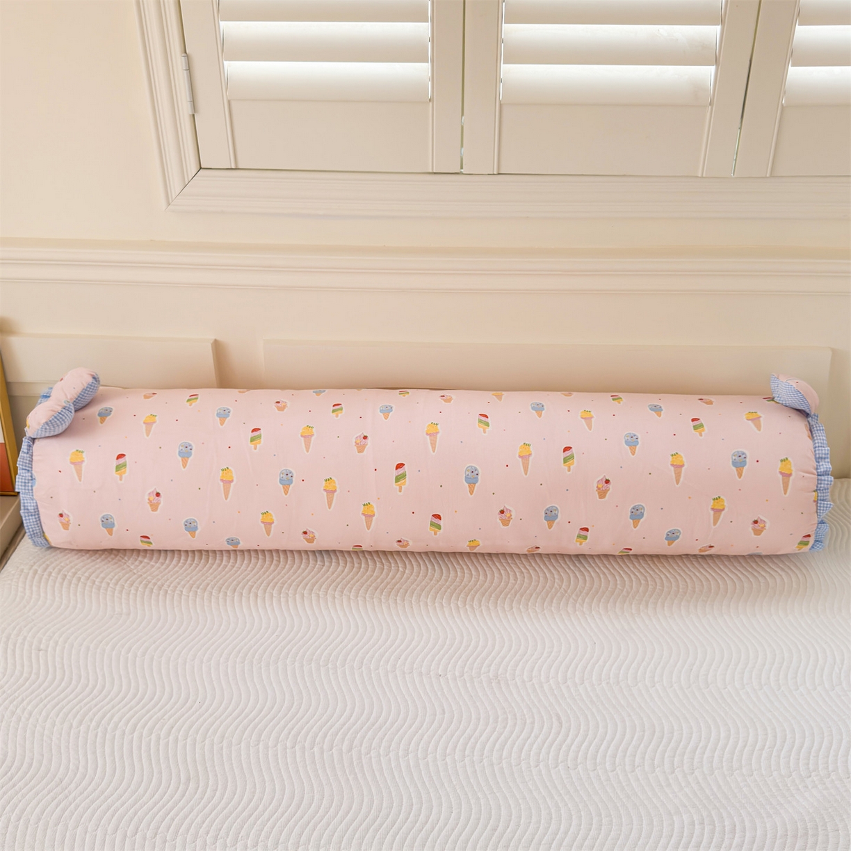 91家纺网 家纺一手货源 找家纺 （总）麦肯锡 2026新款卡通糖果抱枕夹腿抱枕