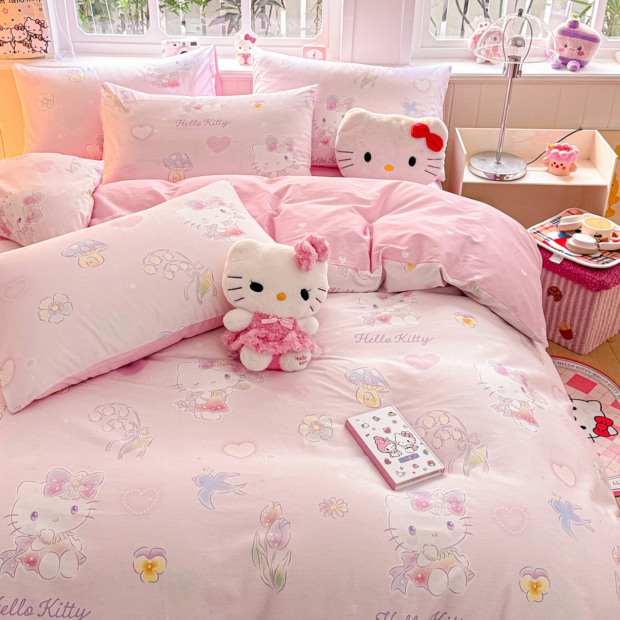 91家纺网 家纺一手货源 找家纺 朵希曼 2026新款三丽鸥全棉印花四件套系列 蘑菇凯蒂