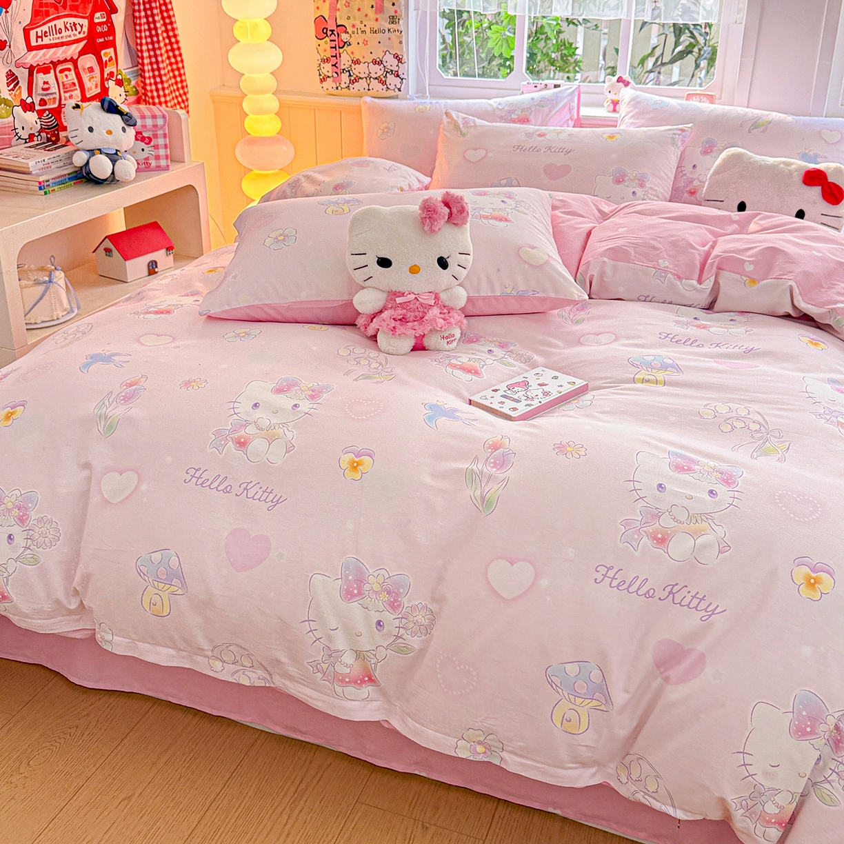 91家纺网 家纺一手货源 找家纺 朵希曼 2026新款三丽鸥全棉印花四件套系列 蘑菇凯蒂