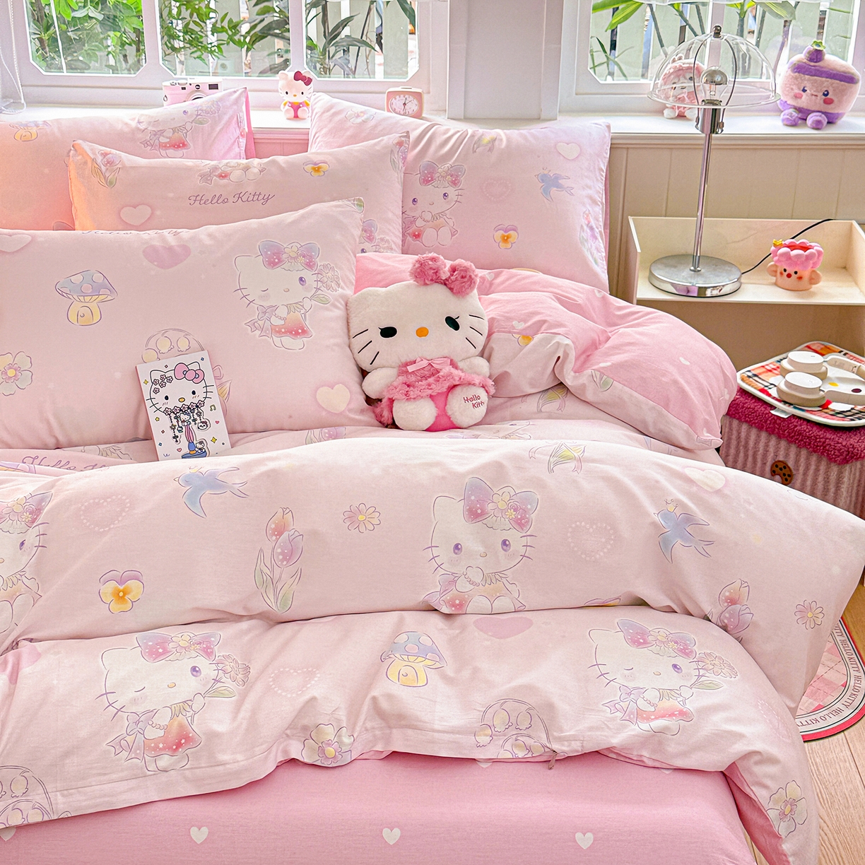 91家纺网 家纺一手货源 找家纺 朵希曼 2026新款三丽鸥全棉印花四件套系列 蘑菇凯蒂