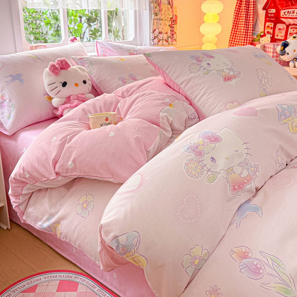 91家纺网 家纺一手货源 找家纺 朵希曼 2026新款三丽鸥全棉印花四件套系列 蘑菇凯蒂