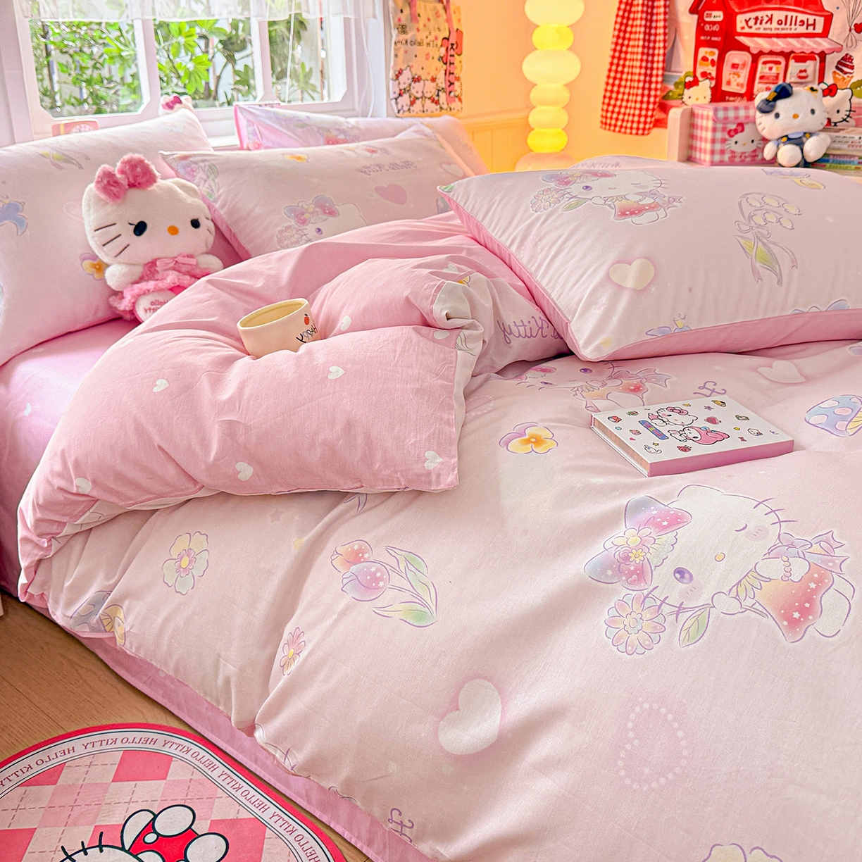 91家纺网 家纺一手货源 找家纺 朵希曼 2026新款三丽鸥全棉印花四件套系列 蘑菇凯蒂