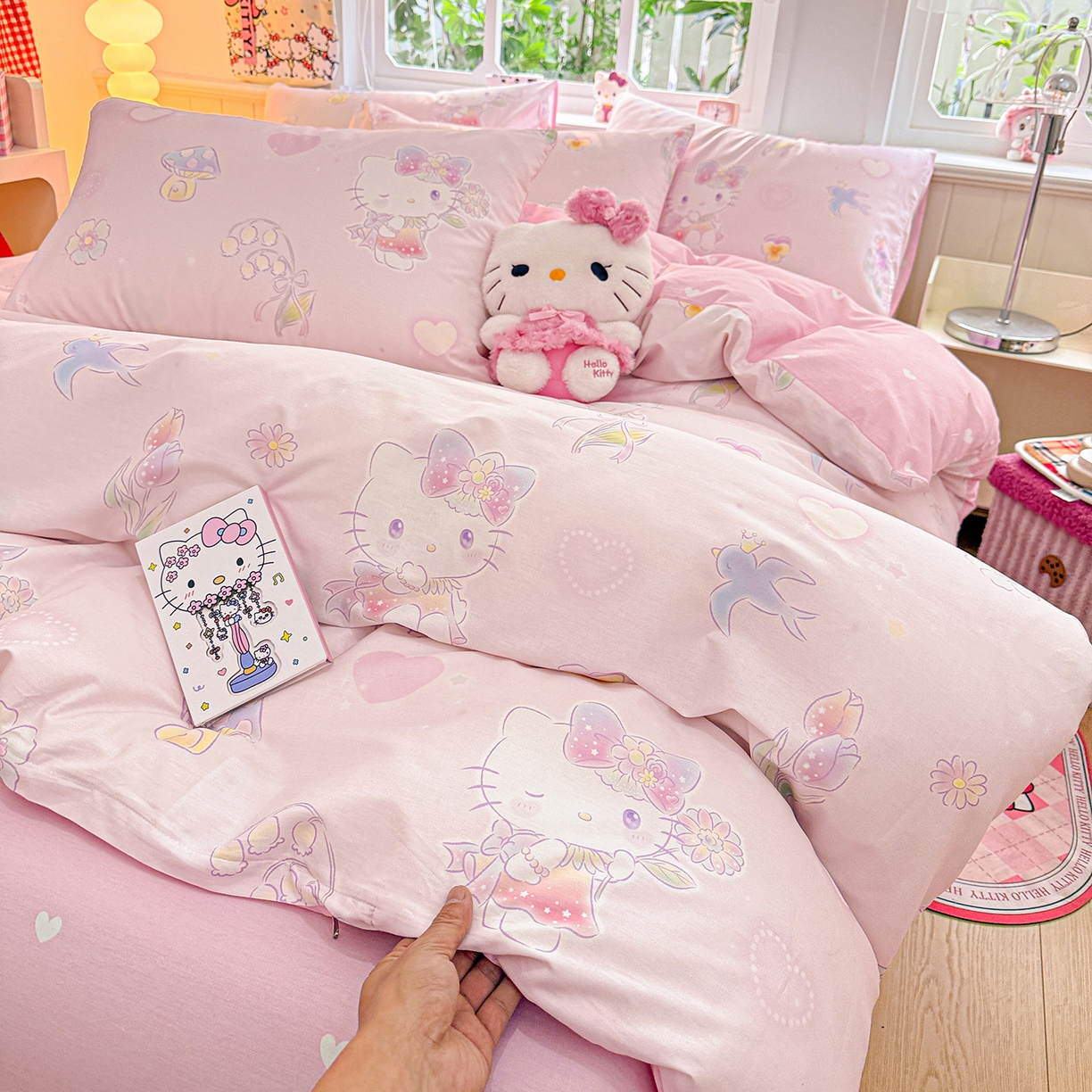 91家纺网 家纺一手货源 找家纺 朵希曼 2026新款三丽鸥全棉印花四件套系列 蘑菇凯蒂