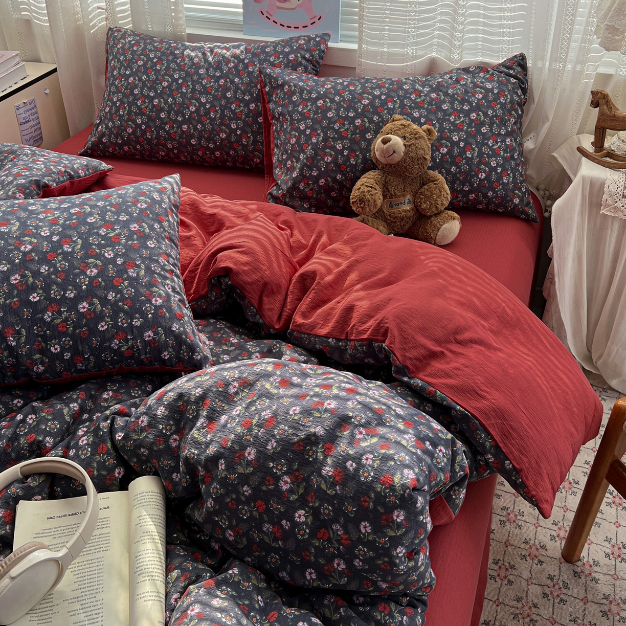 91家纺网 家纺一手货源 找家纺 水木坊 2026新款云感简单款系列四件套 暗夜玫瑰