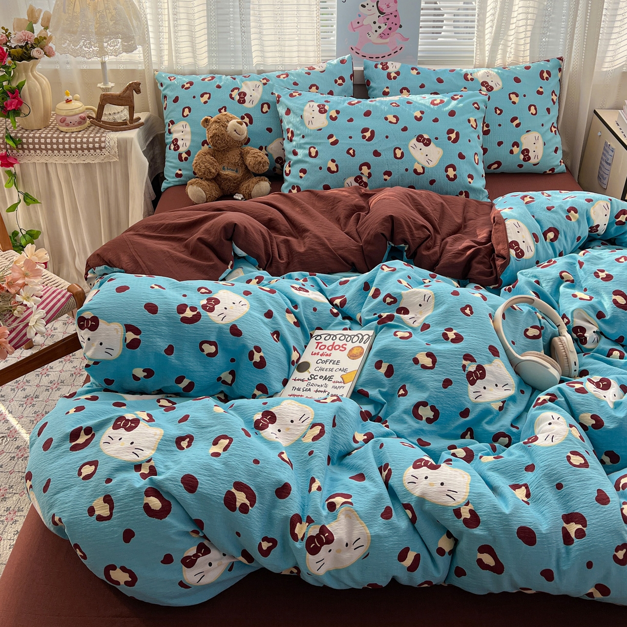 91家纺网 家纺一手货源 找家纺 水木坊 2026新款云感简单款系列四件套 大脸二胡猫兰