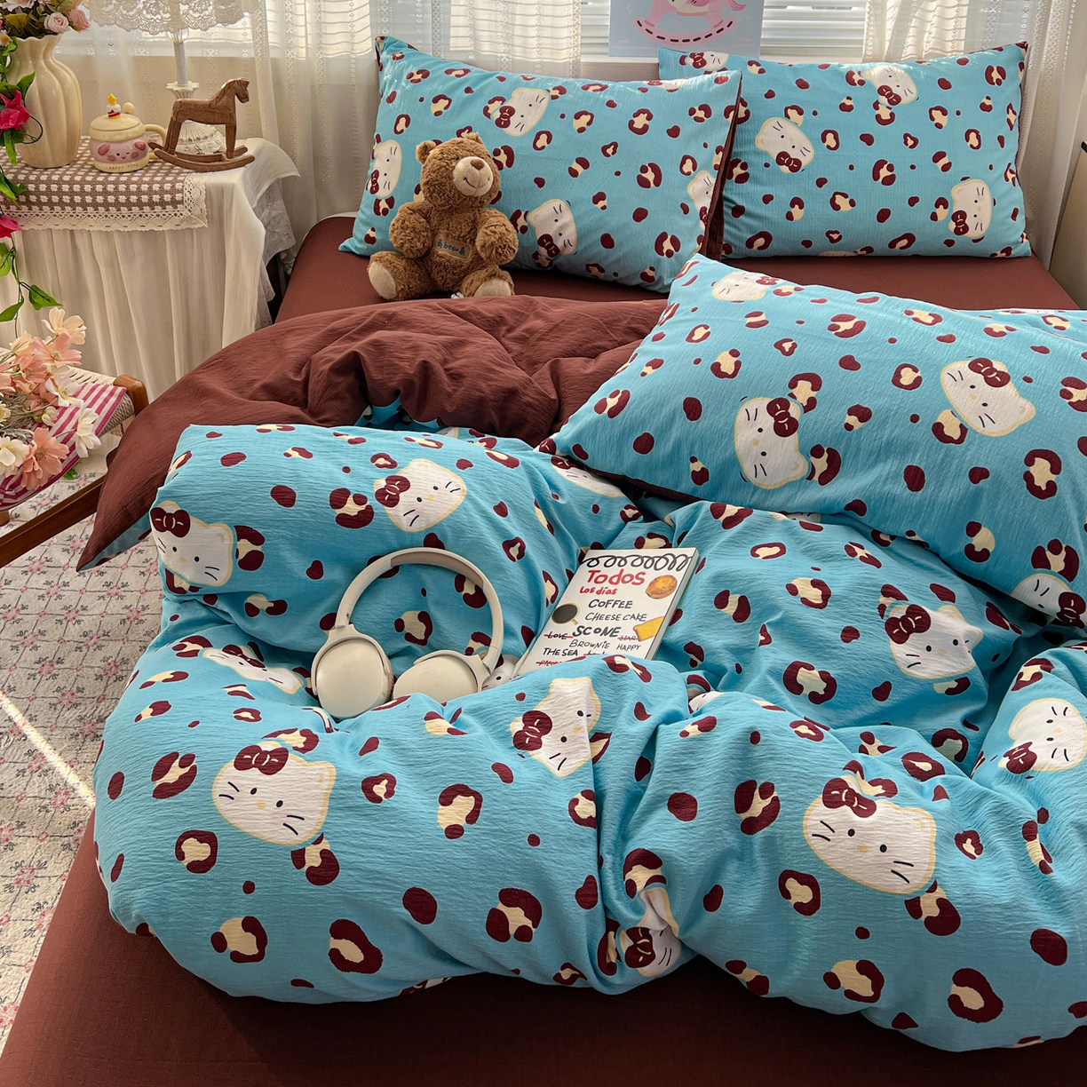 91家纺网 家纺一手货源 找家纺 水木坊 2026新款云感简单款系列四件套 大脸二胡猫兰