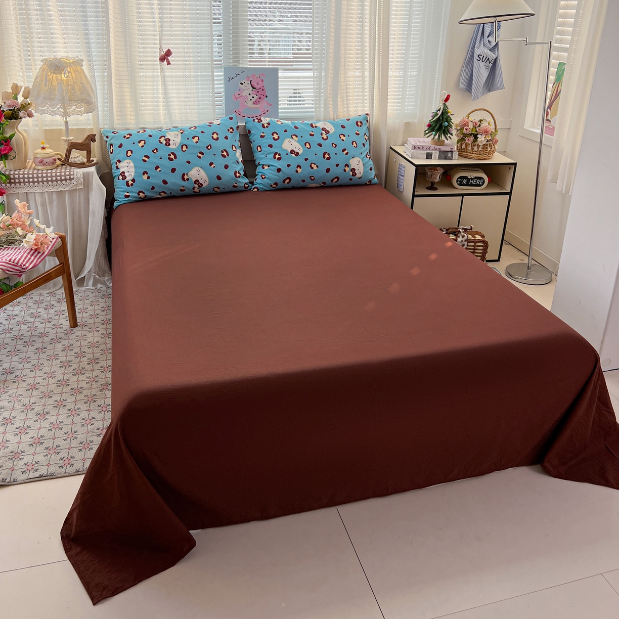 91家纺网 家纺一手货源 找家纺 水木坊 2026新款云感简单款系列四件套 大脸二胡猫兰