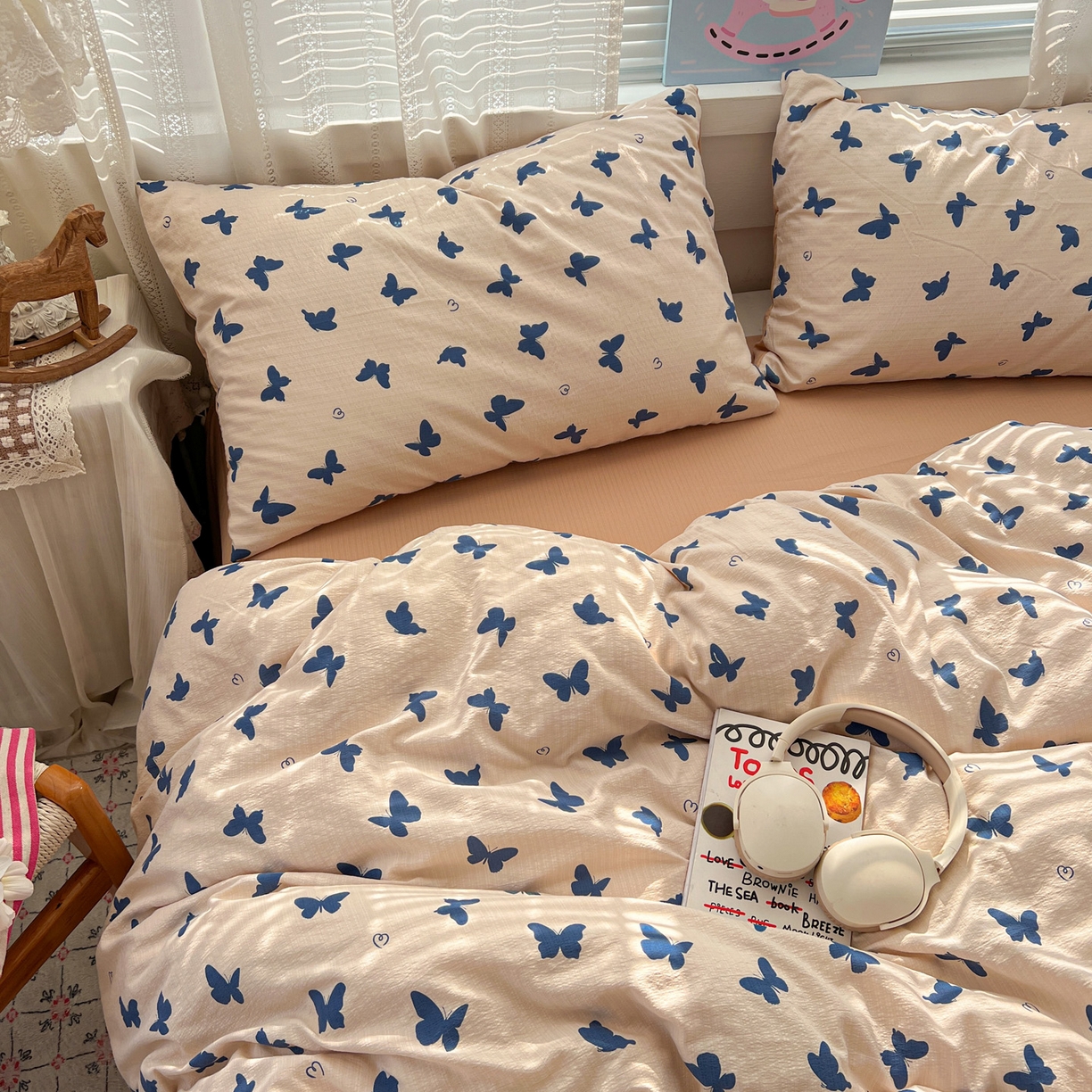 91家纺网 家纺一手货源 找家纺 水木坊 2026新款云感简单款系列四件套 蝴蝶剪影