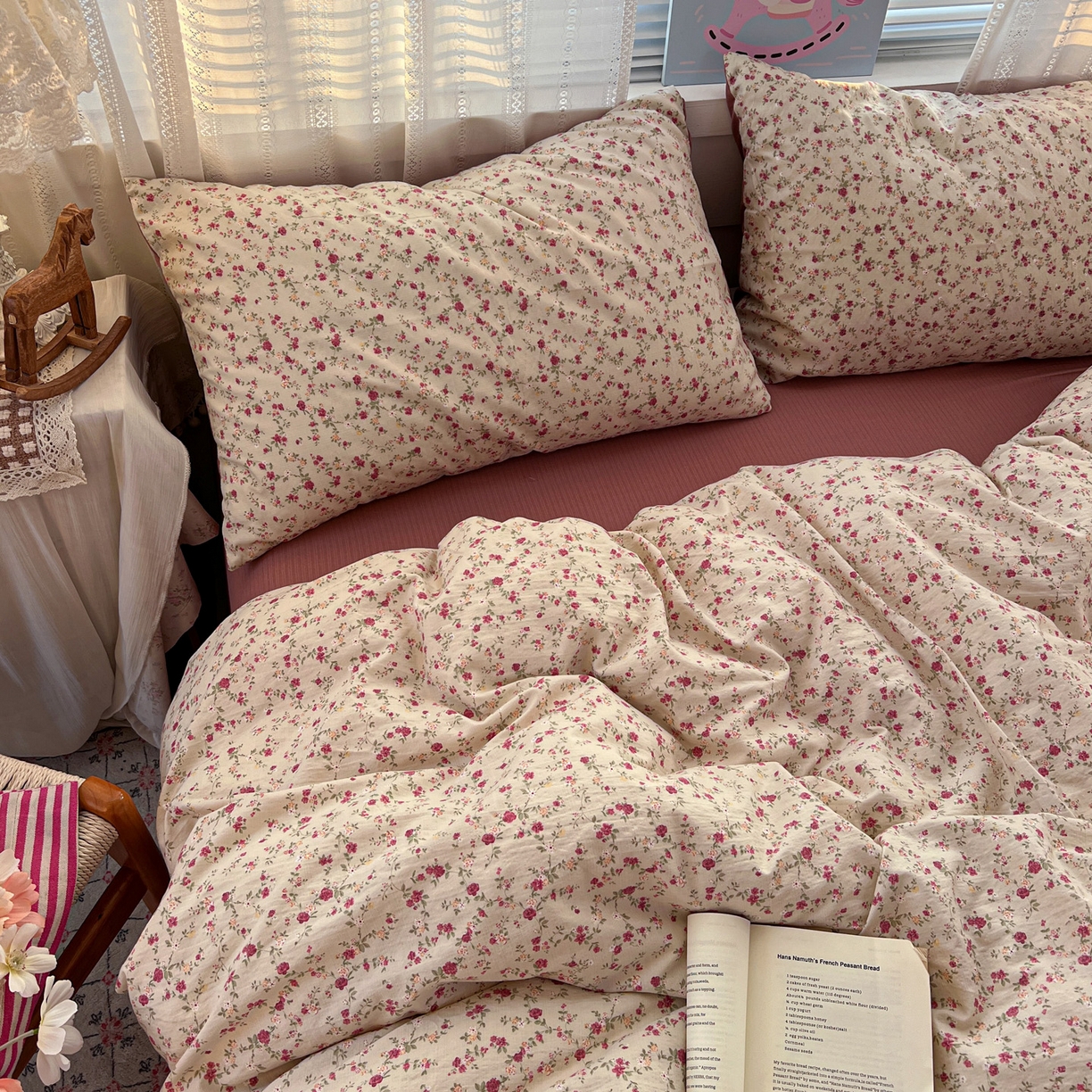 91家纺网 家纺一手货源 找家纺 水木坊 2026新款云感简单款系列四件套 见花则喜