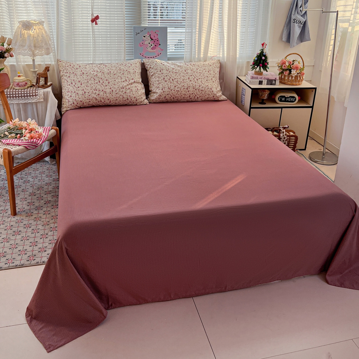 91家纺网 家纺一手货源 找家纺 水木坊 2026新款云感简单款系列四件套 见花则喜