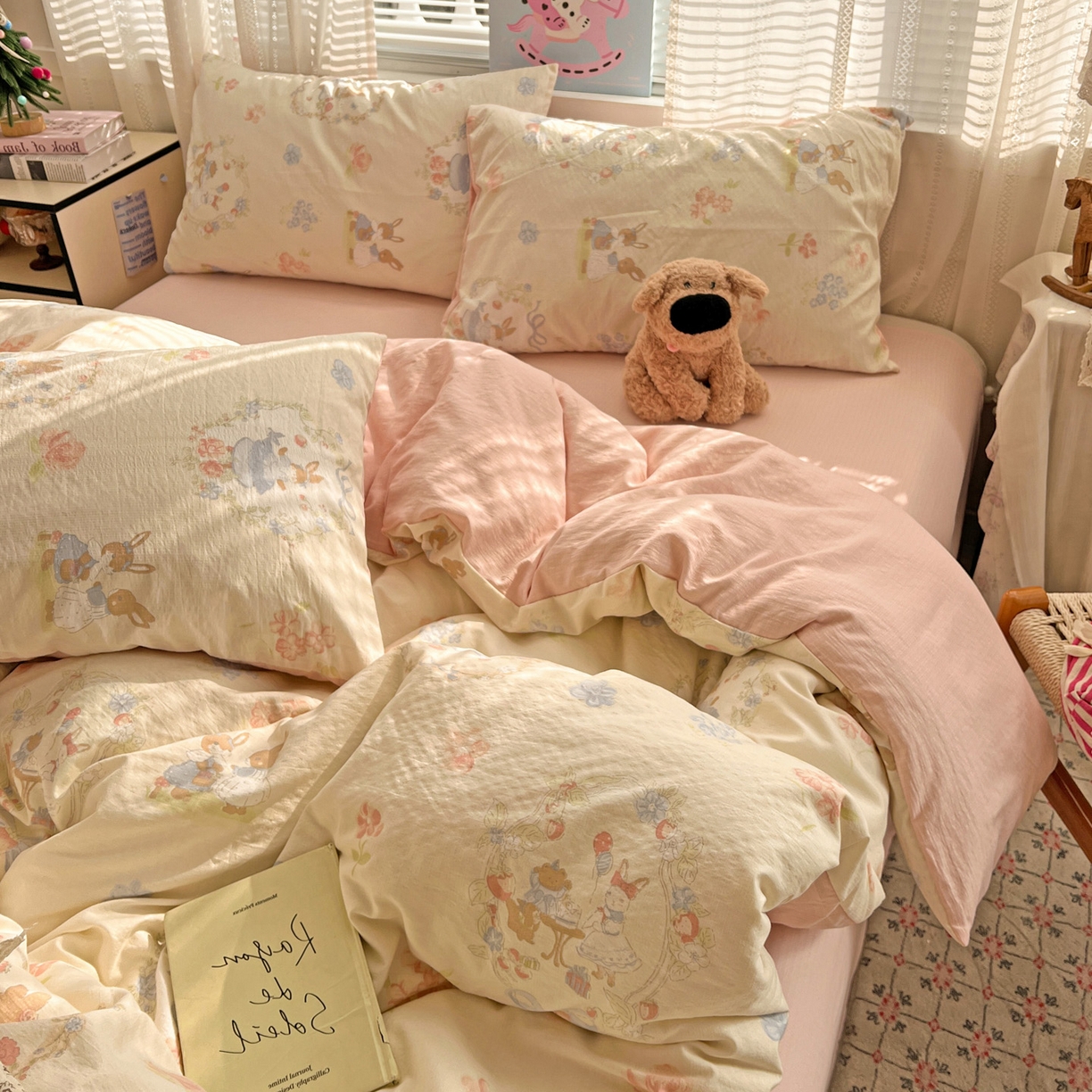 91家纺网 家纺一手货源 找家纺 水木坊 2026新款云感简单款系列四件套 镜子里的兔