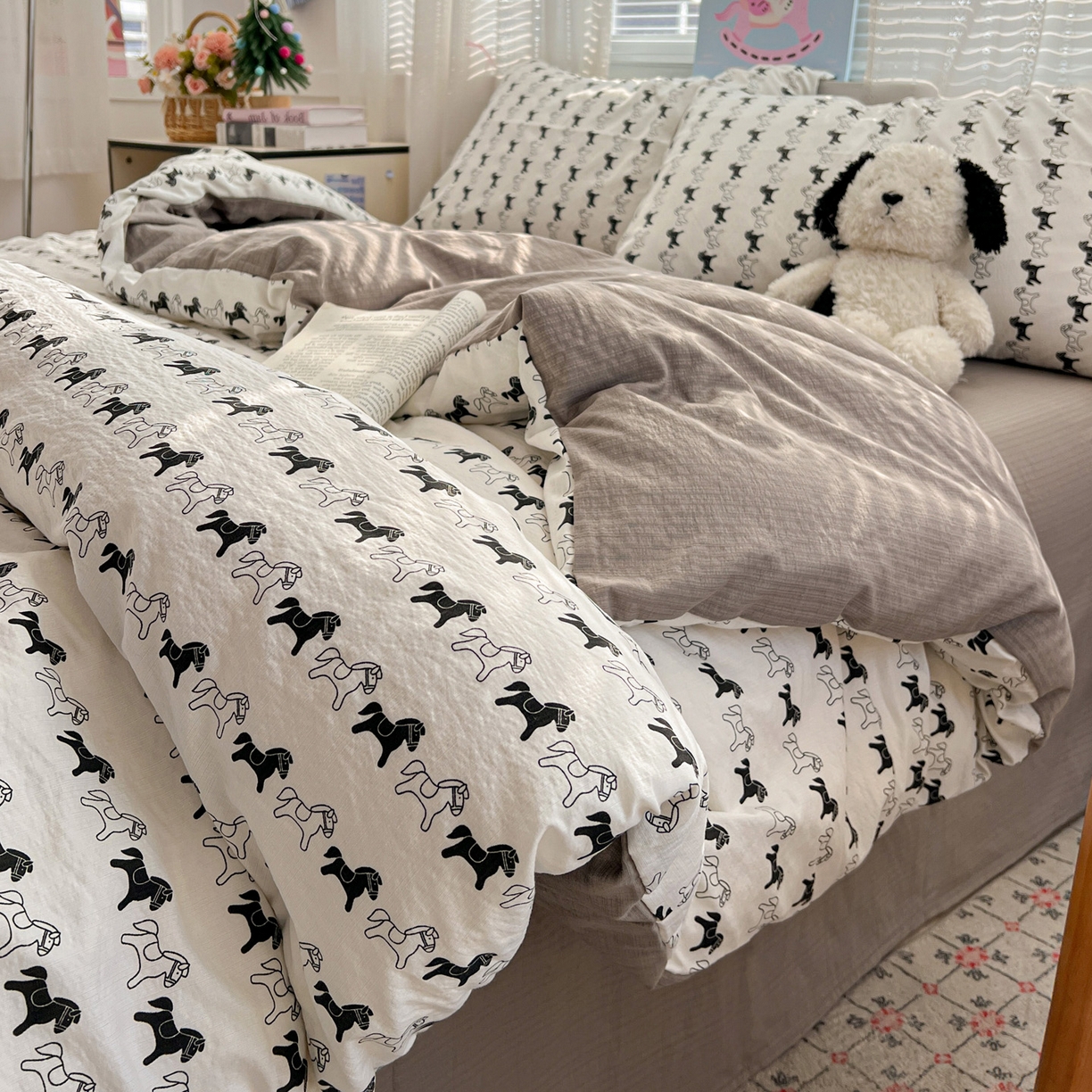 91家纺网 家纺一手货源 找家纺 水木坊 2026新款云感简单款系列四件套 木马