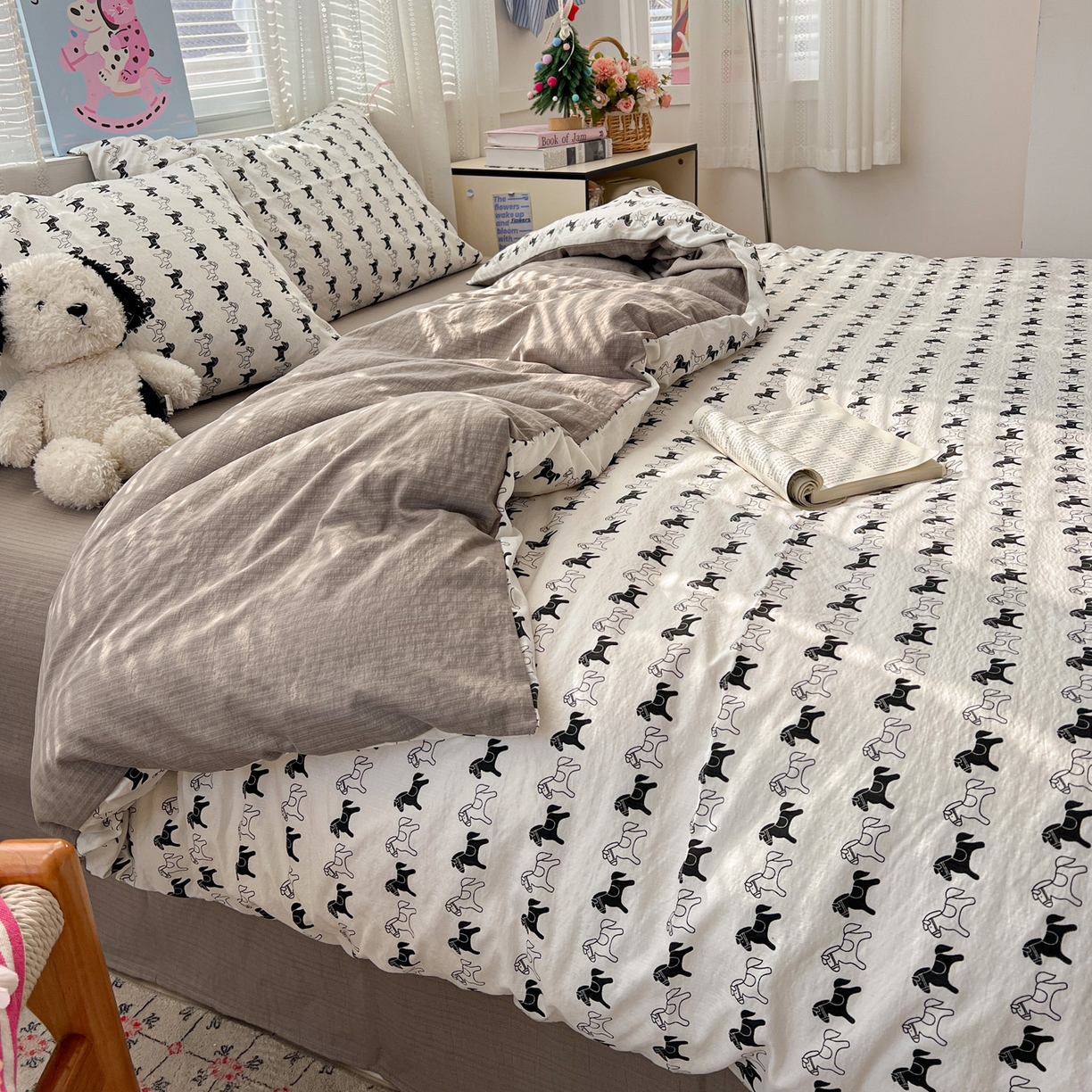 91家纺网 家纺一手货源 找家纺 水木坊 2026新款云感简单款系列四件套 木马