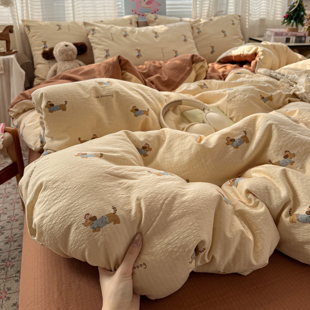 91家纺网 家纺一手货源 找家纺 水木坊 2026新款云感简单款系列四件套 俏皮狗