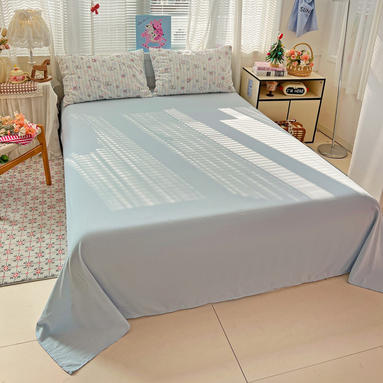 91家纺网 家纺一手货源 找家纺 水木坊 2026新款云感简单款系列四件套 切块草莓猫