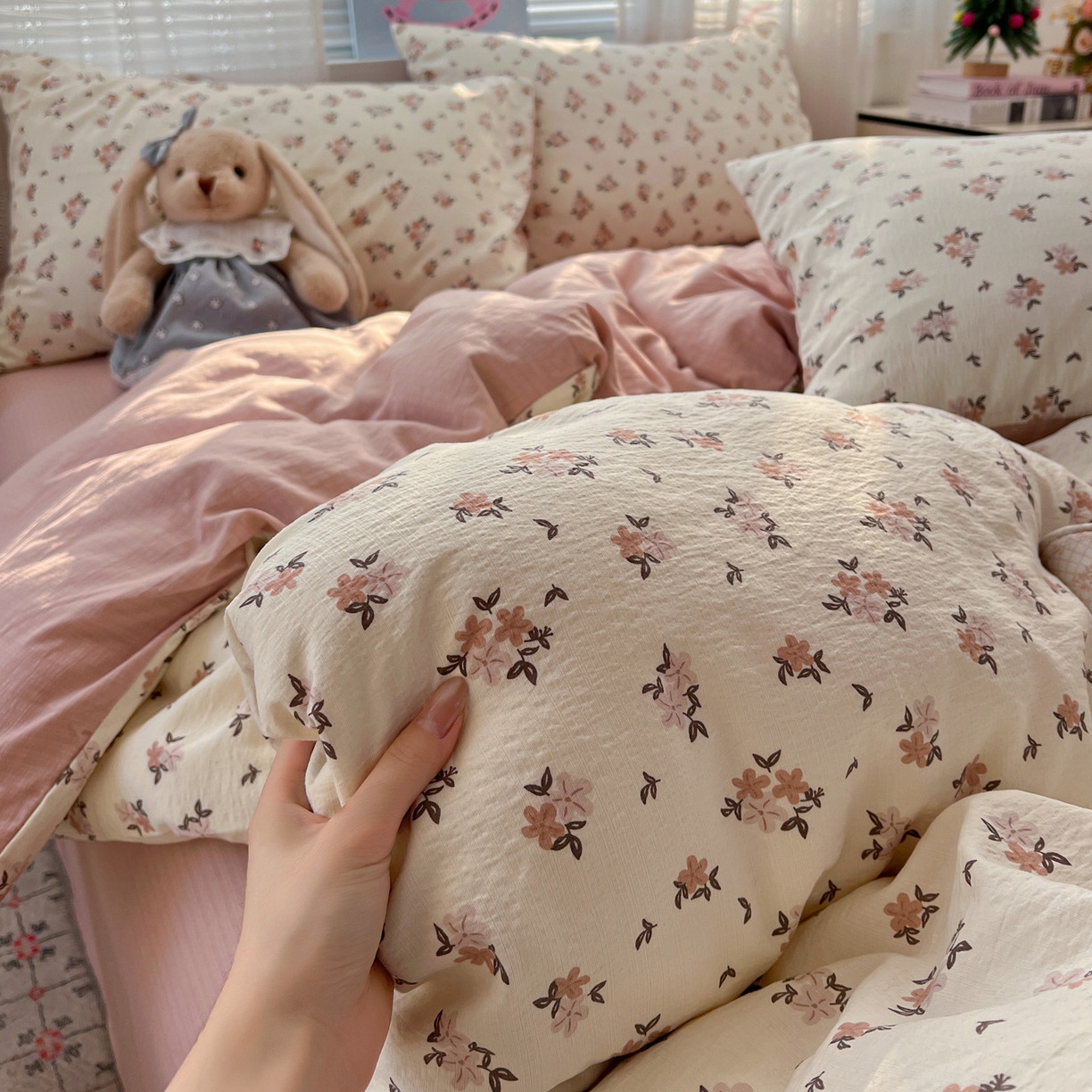 91家纺网 家纺一手货源 找家纺 水木坊 2026新款云感简单款系列四件套 苏槿