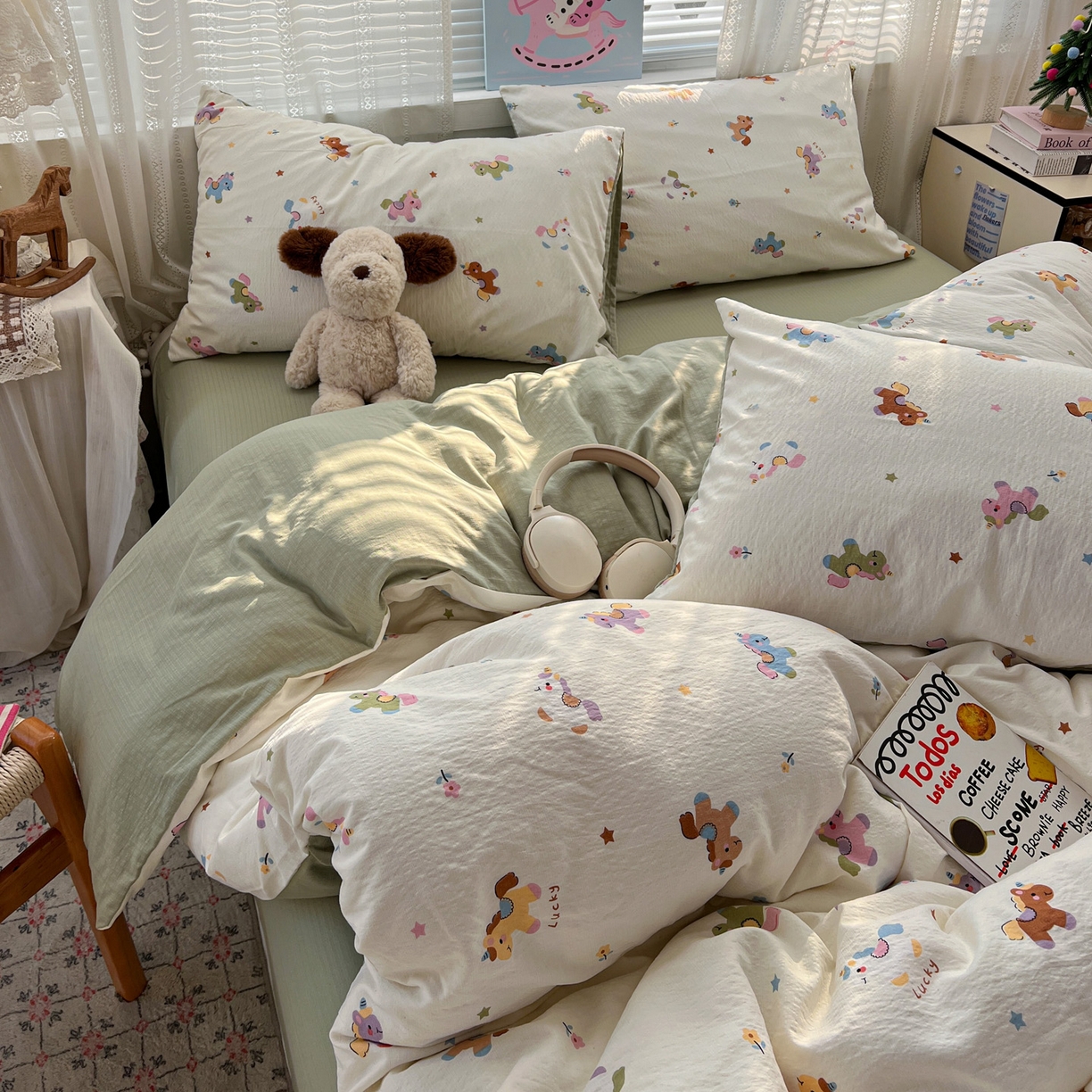 91家纺网 家纺一手货源 找家纺 水木坊 2026新款云感简单款系列四件套 童年木马