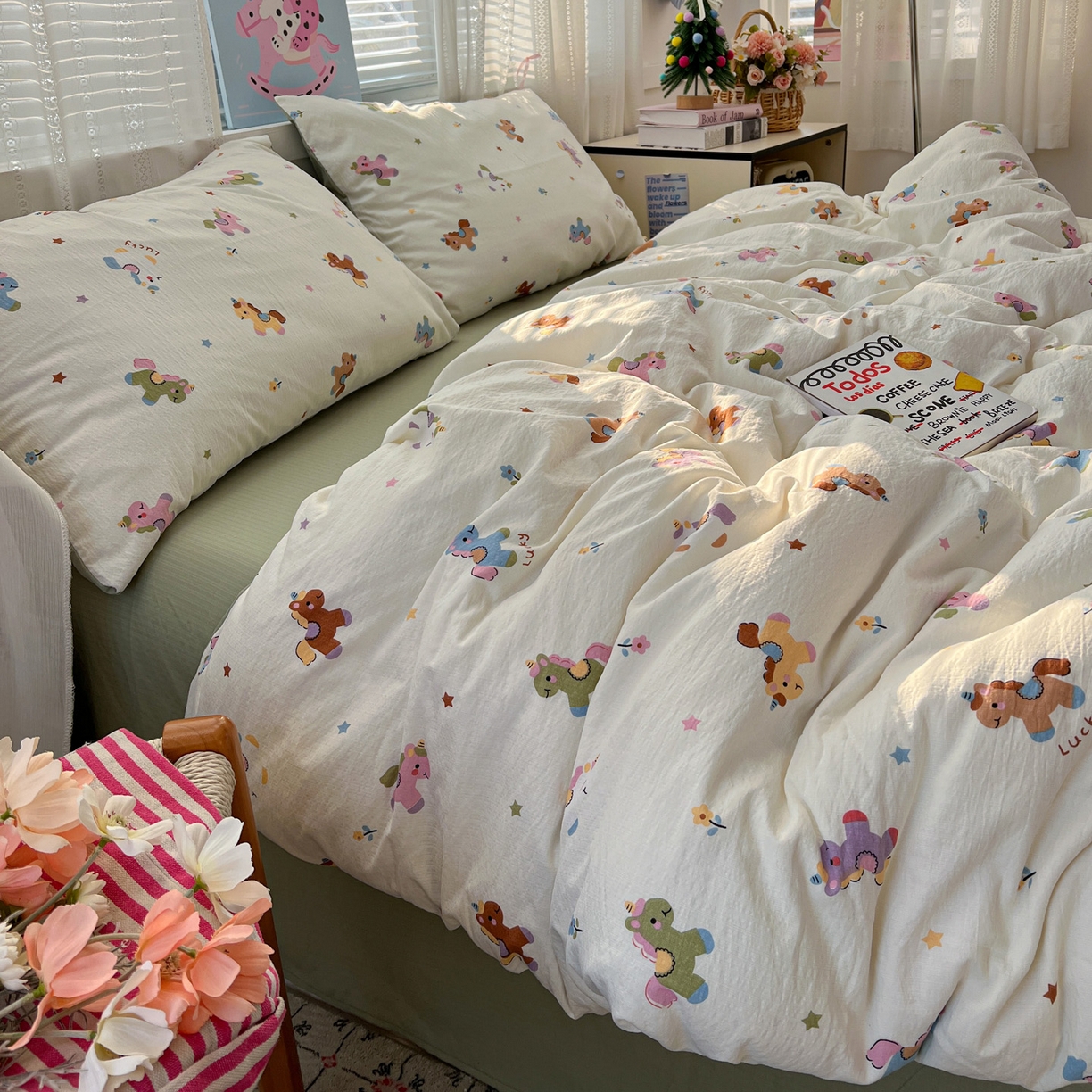 91家纺网 家纺一手货源 找家纺 水木坊 2026新款云感简单款系列四件套 童年木马