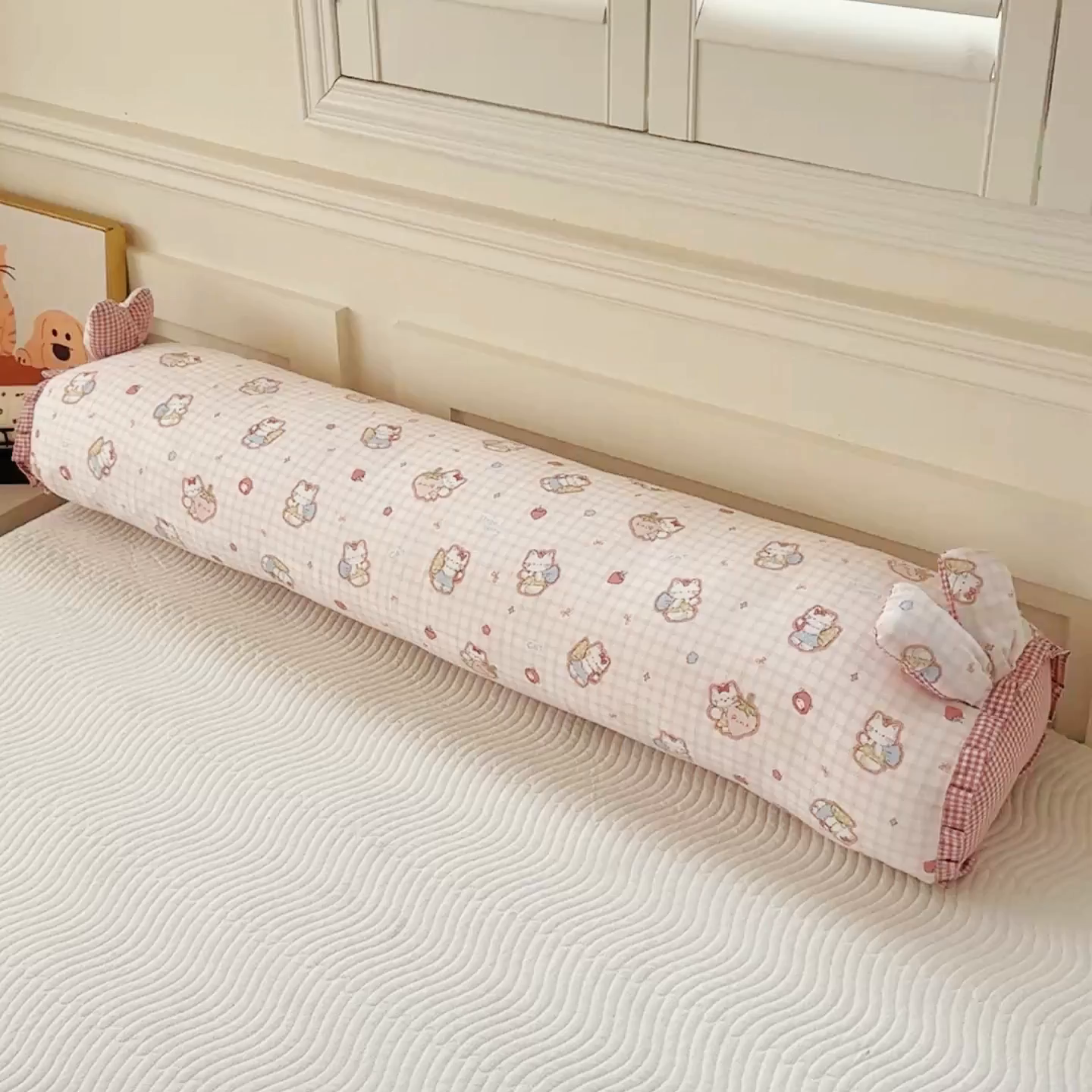 91家纺网 家纺一手货源 找家纺 麦肯锡 2026新款卡通糖果抱枕夹腿抱枕 布丁奶猫【产品图】/对