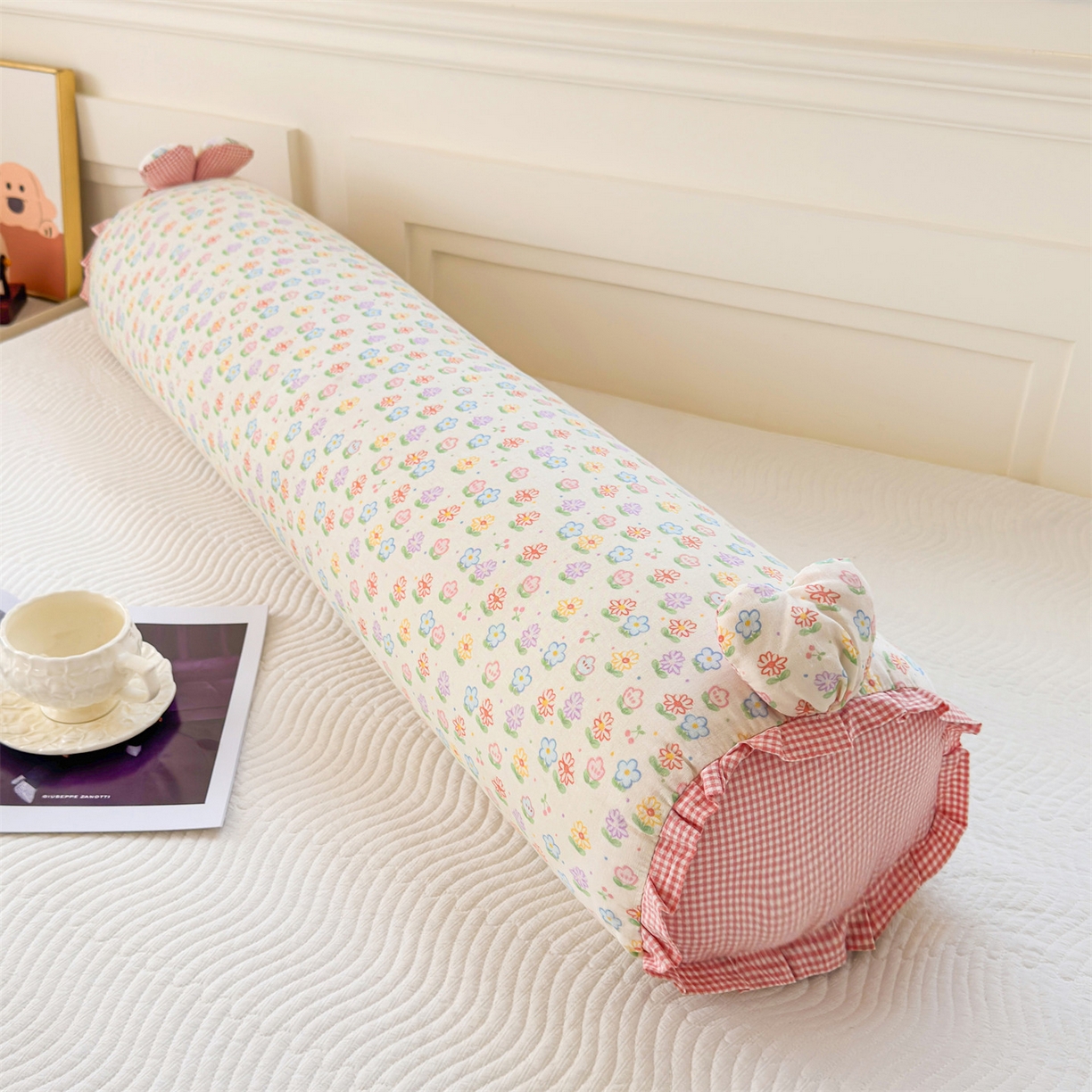 91家纺网 家纺一手货源 找家纺 麦肯锡 2026新款卡通糖果抱枕夹腿抱枕 花花暖阳【产品图】/对