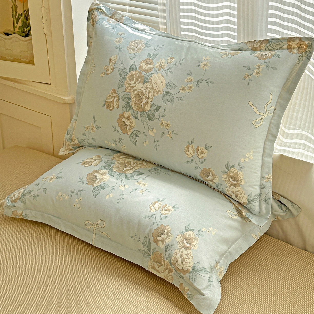 91家纺网 家纺一手货源 找家纺 春雨家居 2026新款全棉印花ins减龄可爱小清新单枕套 贝尔兰-兰