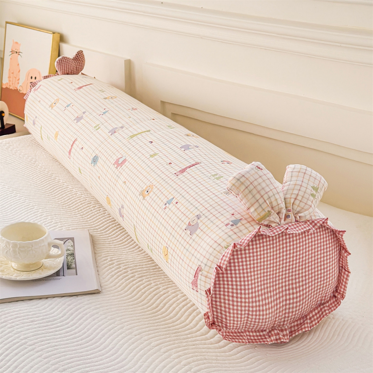 91家纺网 家纺一手货源 找家纺 麦肯锡 2026新款卡通糖果抱枕夹腿抱枕 萌宠乐园【产品图】/对