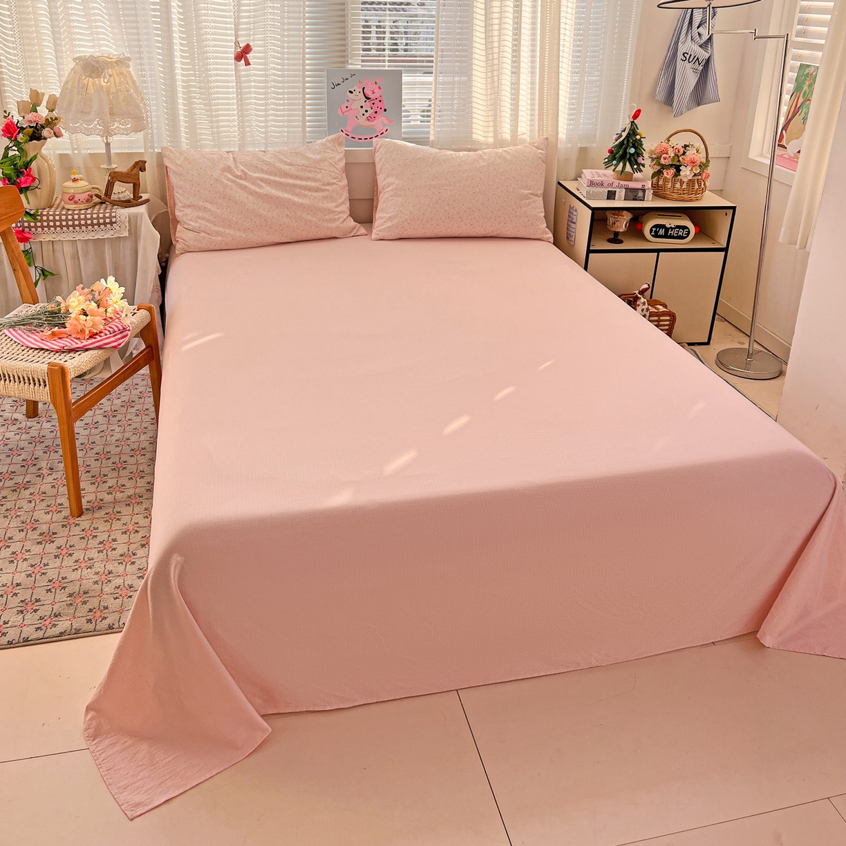 91家纺网 家纺一手货源 找家纺 水木坊 2026新款云感简单款系列四件套 樱桃奶球