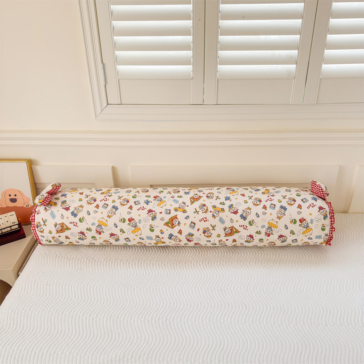 91家纺网 家纺一手货源 找家纺 麦肯锡 2026新款卡通糖果抱枕夹腿抱枕 萌宠跳跳糖【产品图】/对