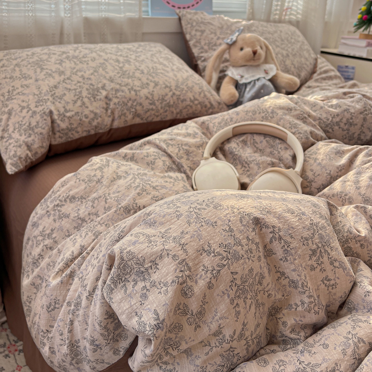 91家纺网 家纺一手货源 找家纺 水木坊 2026新款云感简单款系列四件套 竹韵花语