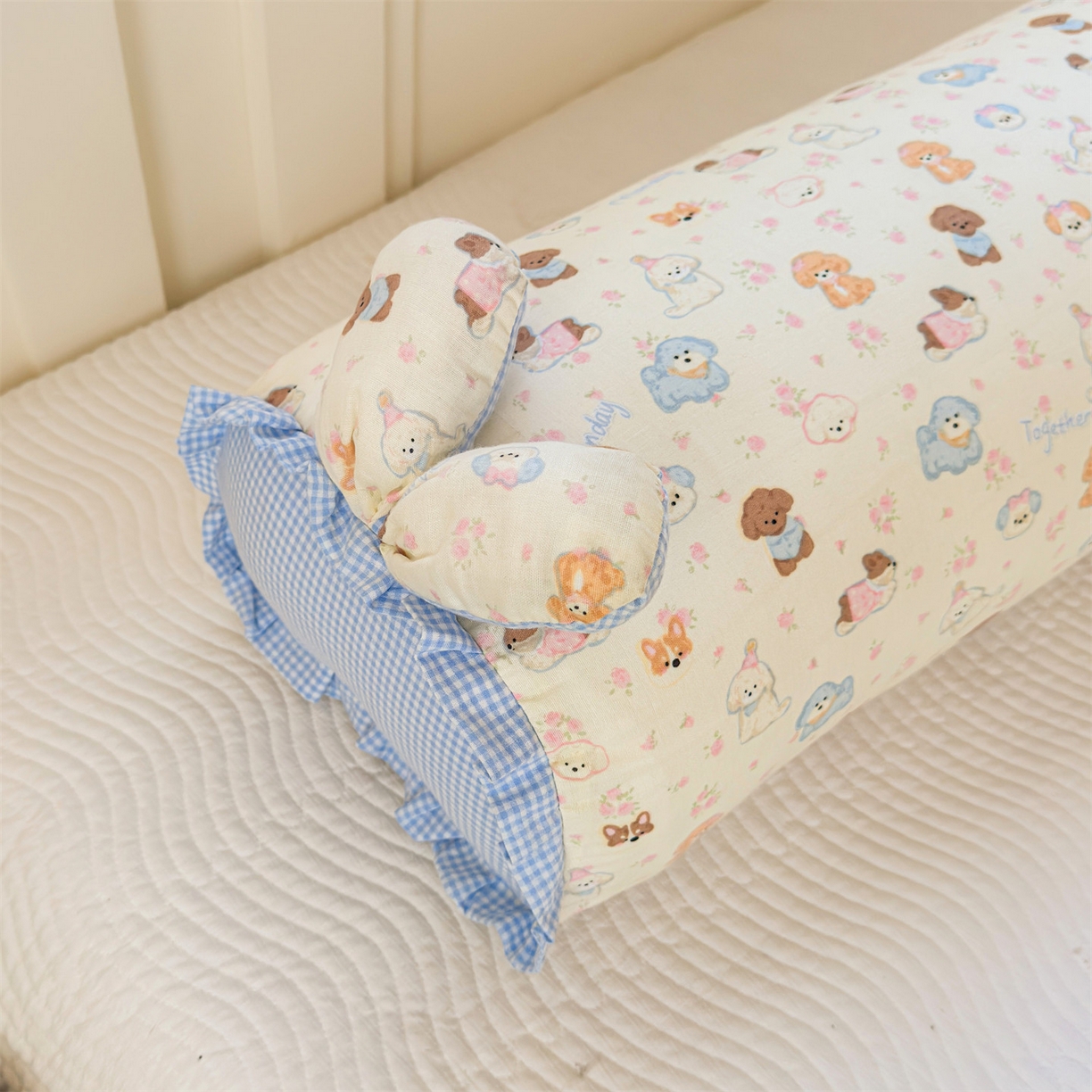 91家纺网 家纺一手货源 找家纺 麦肯锡 2026新款卡通糖果抱枕夹腿抱枕 萌犬崽崽【产品图】/对