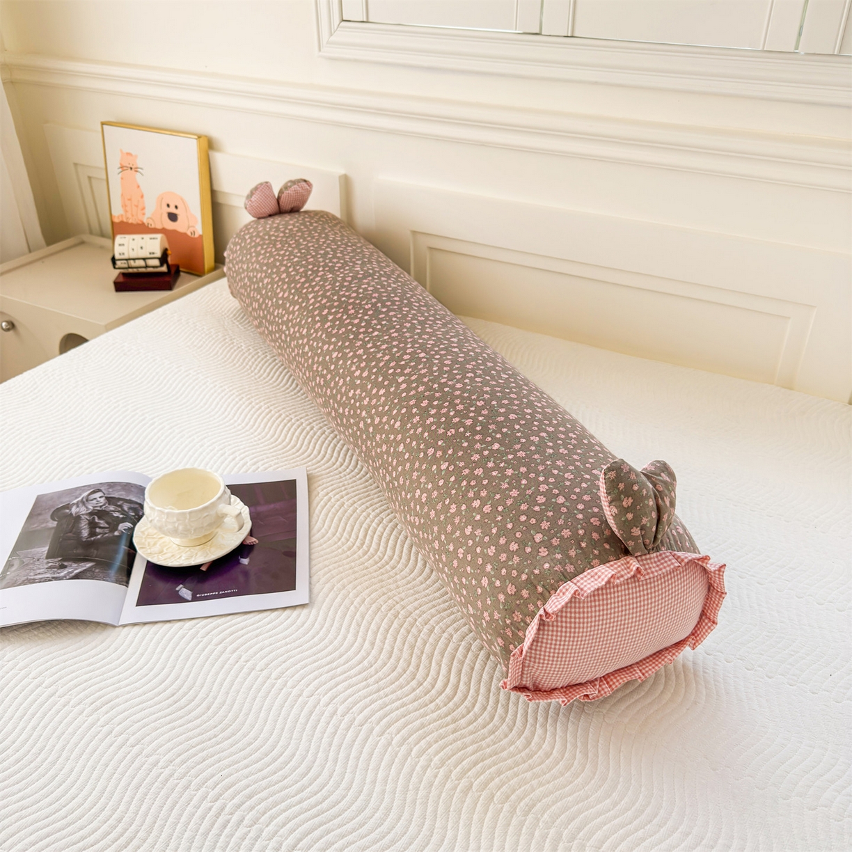 91家纺网 家纺一手货源 找家纺 麦肯锡 2026新款卡通糖果抱枕夹腿抱枕 暖暖花仔【产品图】/对