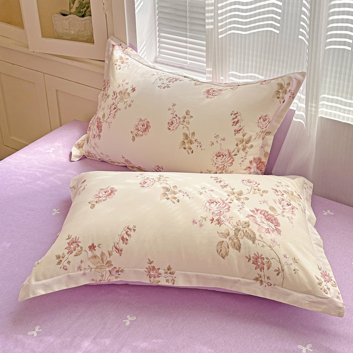 91家纺网 家纺一手货源 找家纺 春雨家居 2026新款全棉印花ins减龄可爱小清新单枕套 朵唯