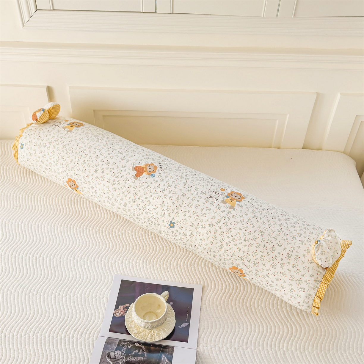 91家纺网 家纺一手货源 找家纺 麦肯锡 2026新款卡通糖果抱枕夹腿抱枕 甜萌小狮子【产品图】/对