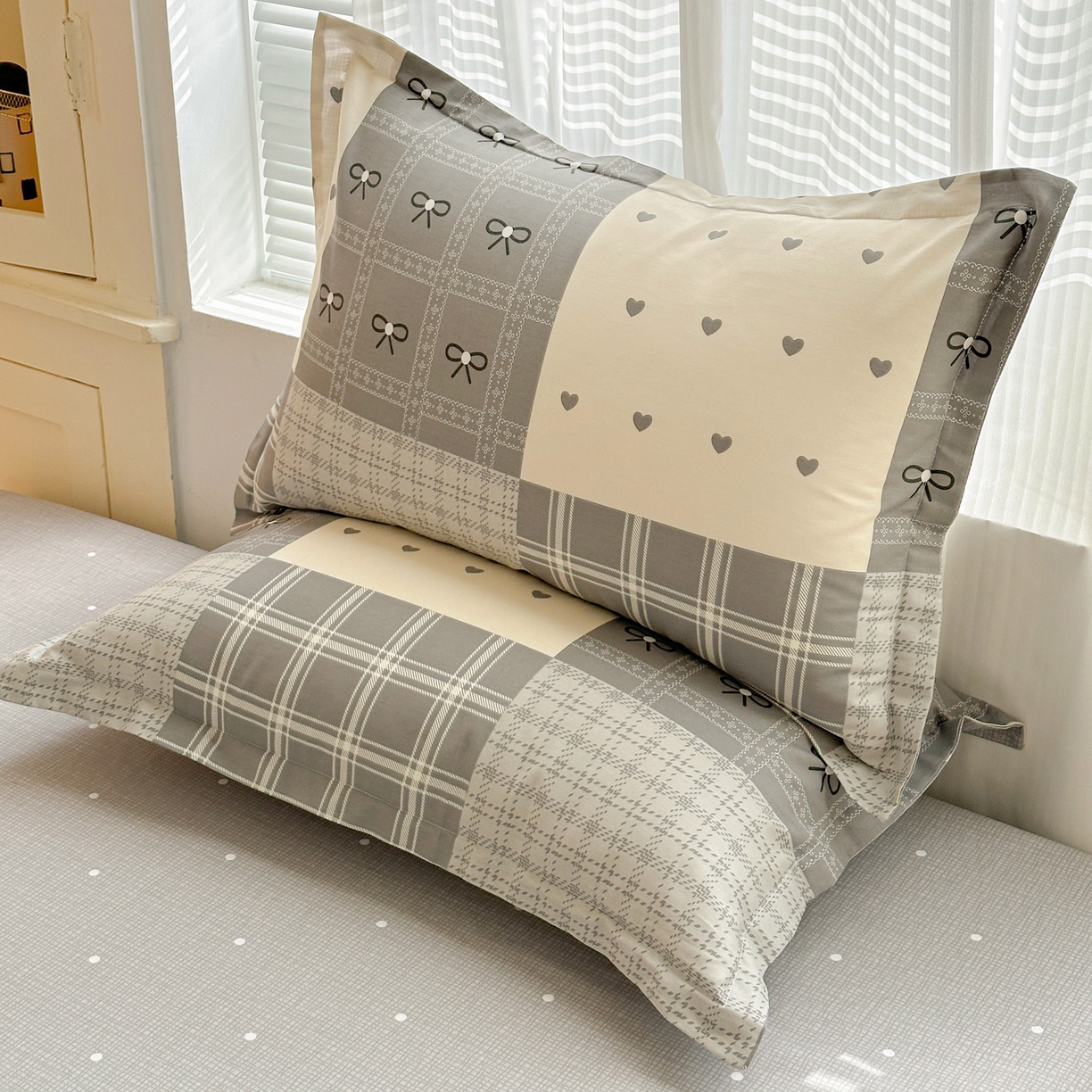 91家纺网 家纺一手货源 找家纺 春雨家居 2026新款全棉印花ins减龄可爱小清新单枕套 韩系拼图