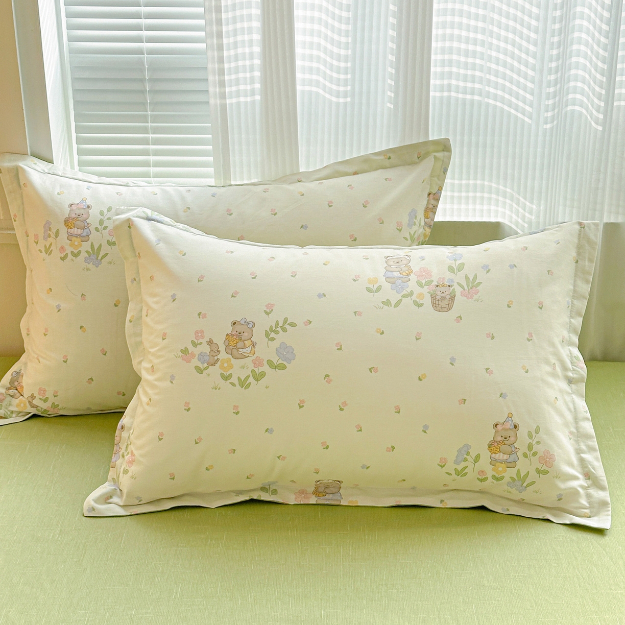 春雨家居 2026新款全棉印花ins减龄可爱小清新单枕套 浪漫花园