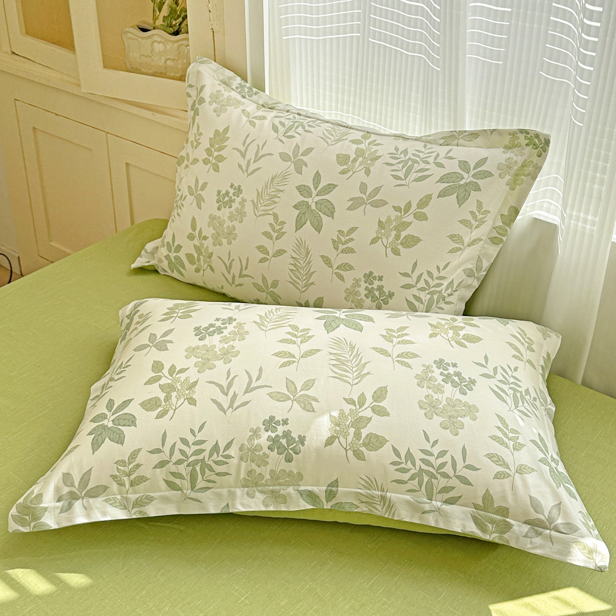 91家纺网 家纺一手货源 找家纺 春雨家居 2026新款全棉印花ins减龄可爱小清新单枕套 洛克庄园-绿